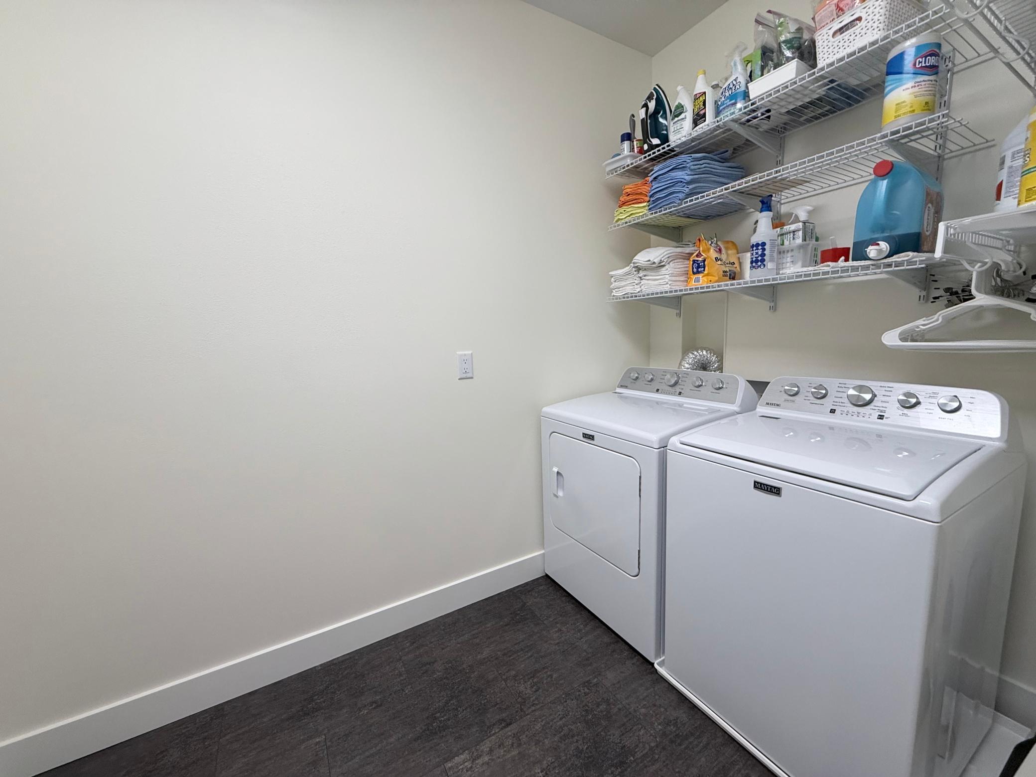 22811 Pearl Circle