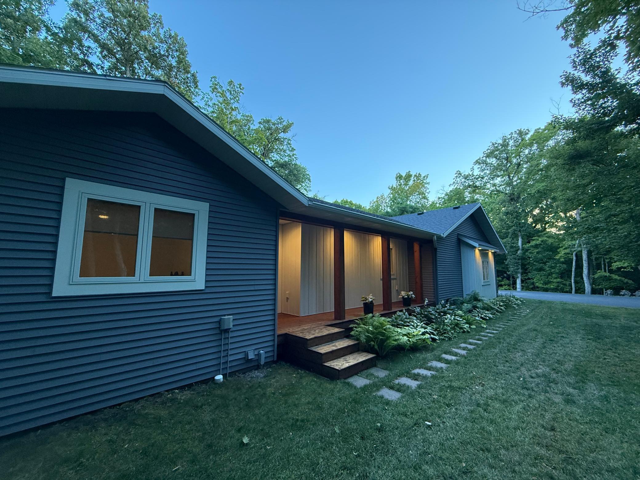 22811 Pearl Circle