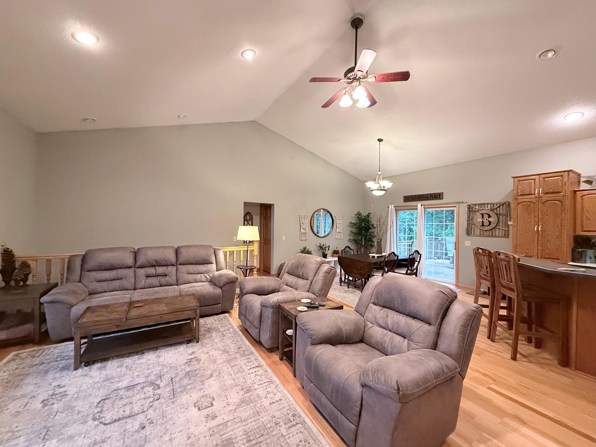 12590 Carow Circle