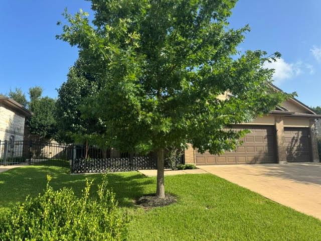 707 Hedgewood DR