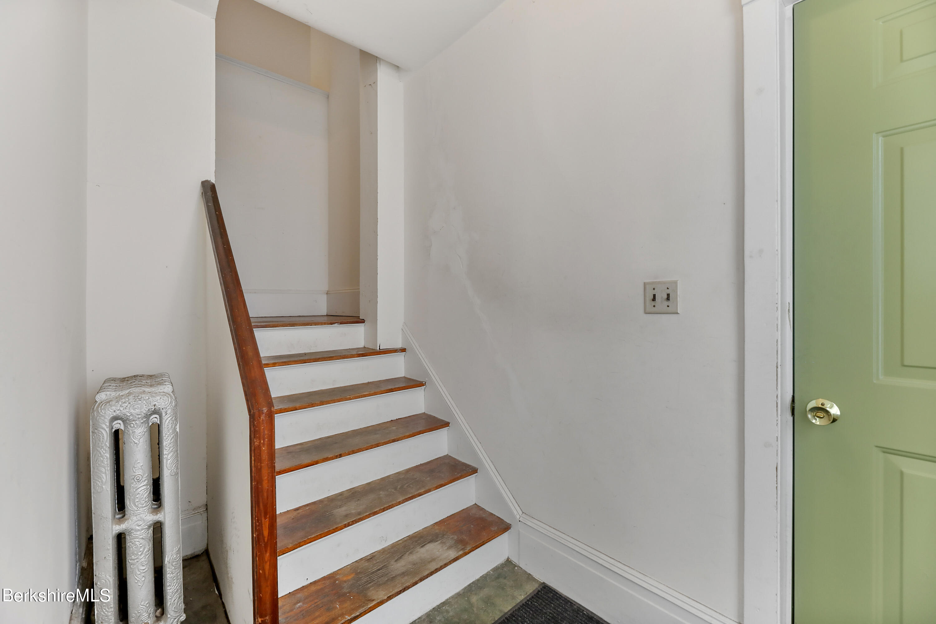29 Church St