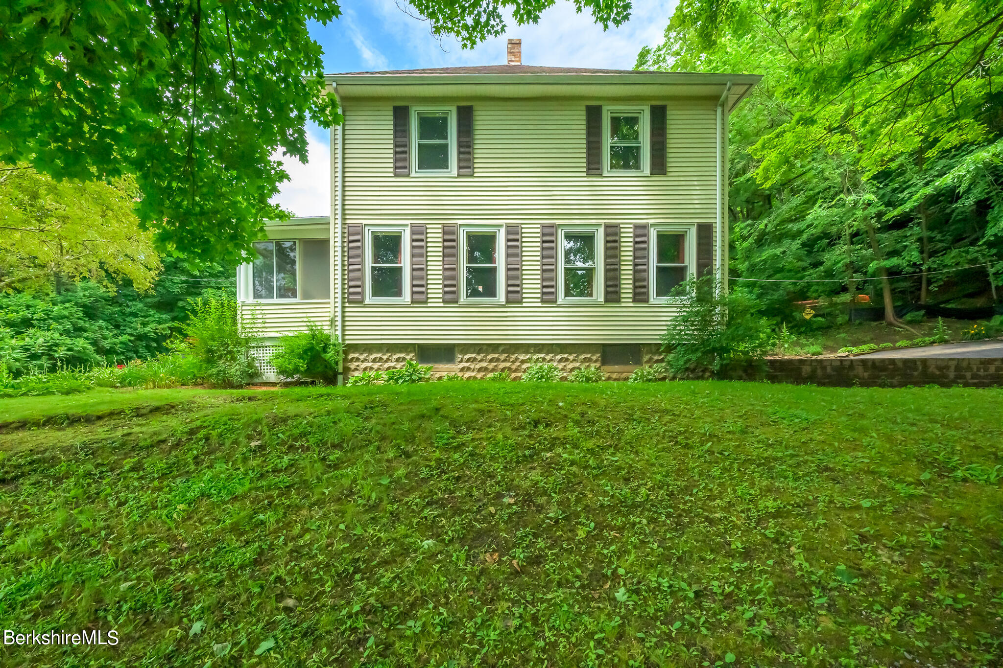 60 Cliffwood St