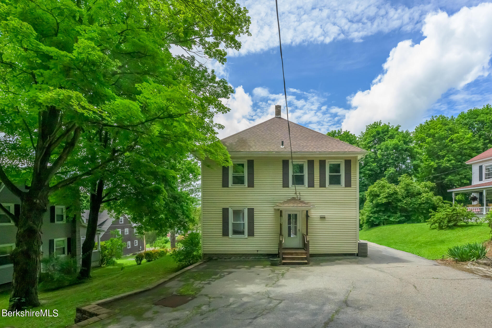 60 Cliffwood St