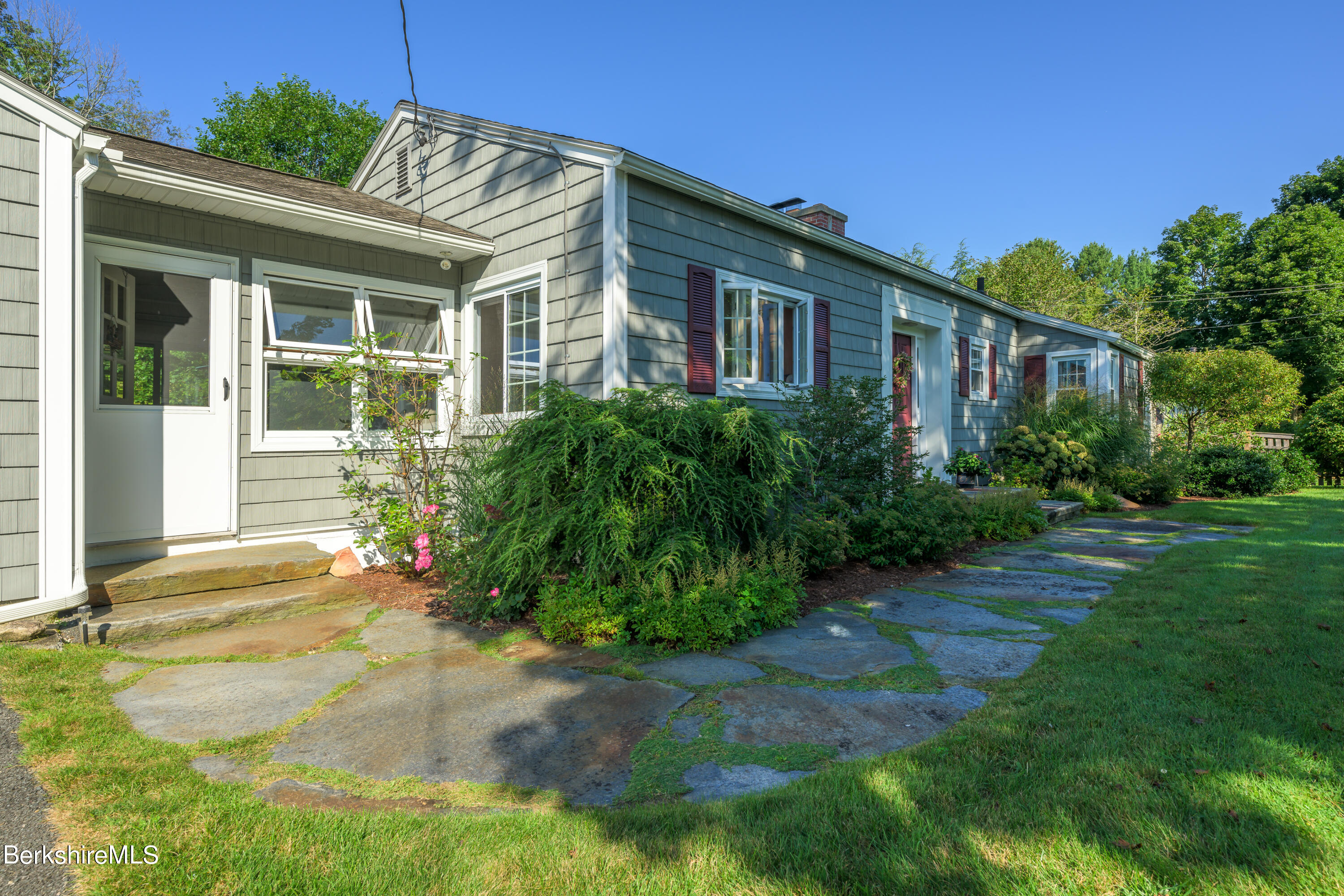 138 East New Lenox Rd