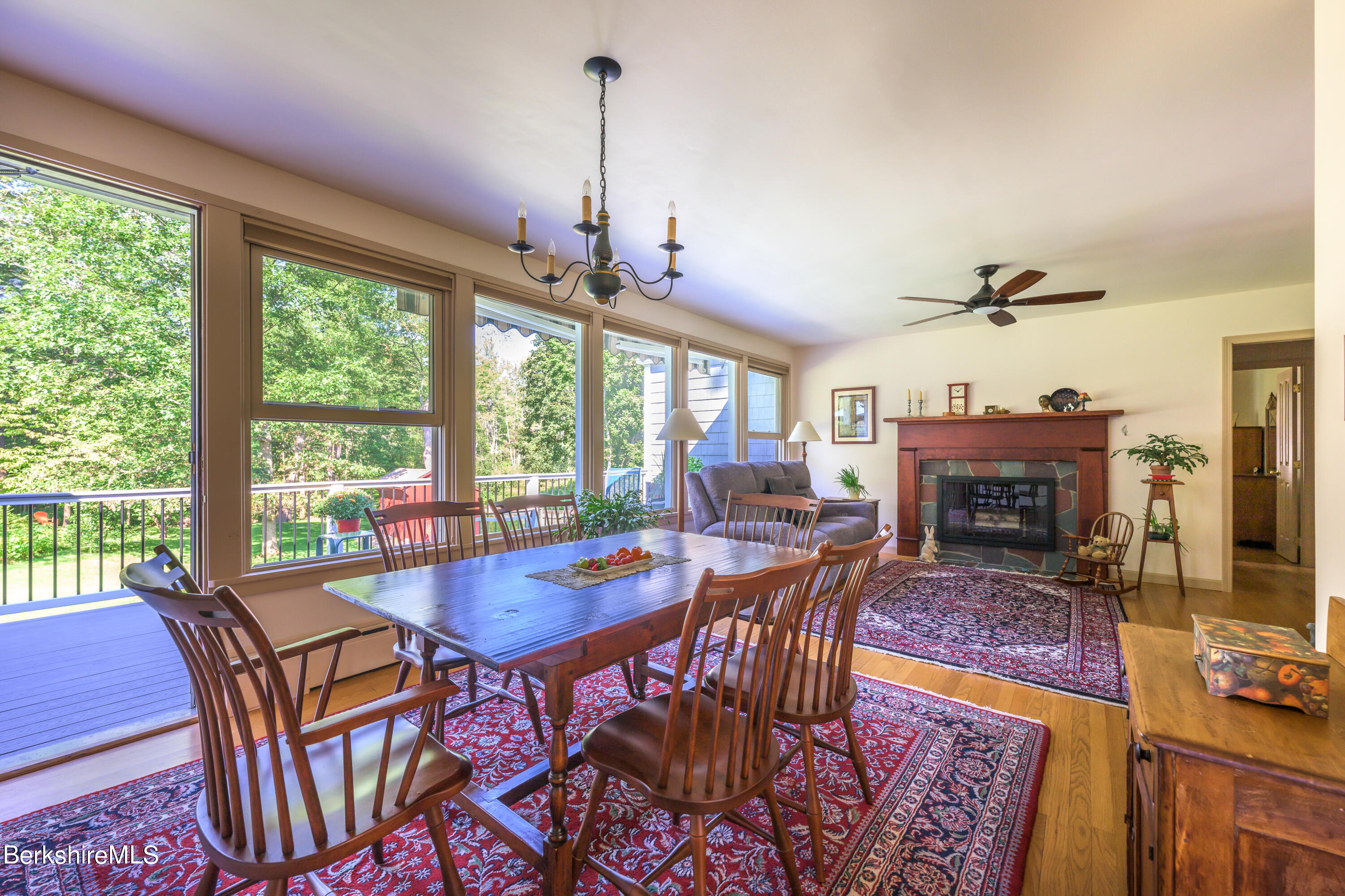 138 East New Lenox Rd