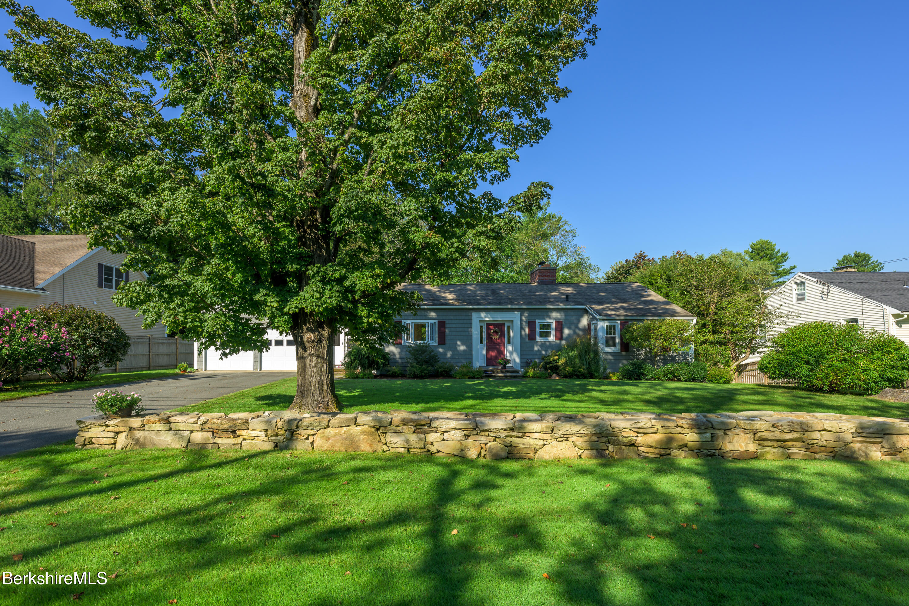 138 East New Lenox Rd