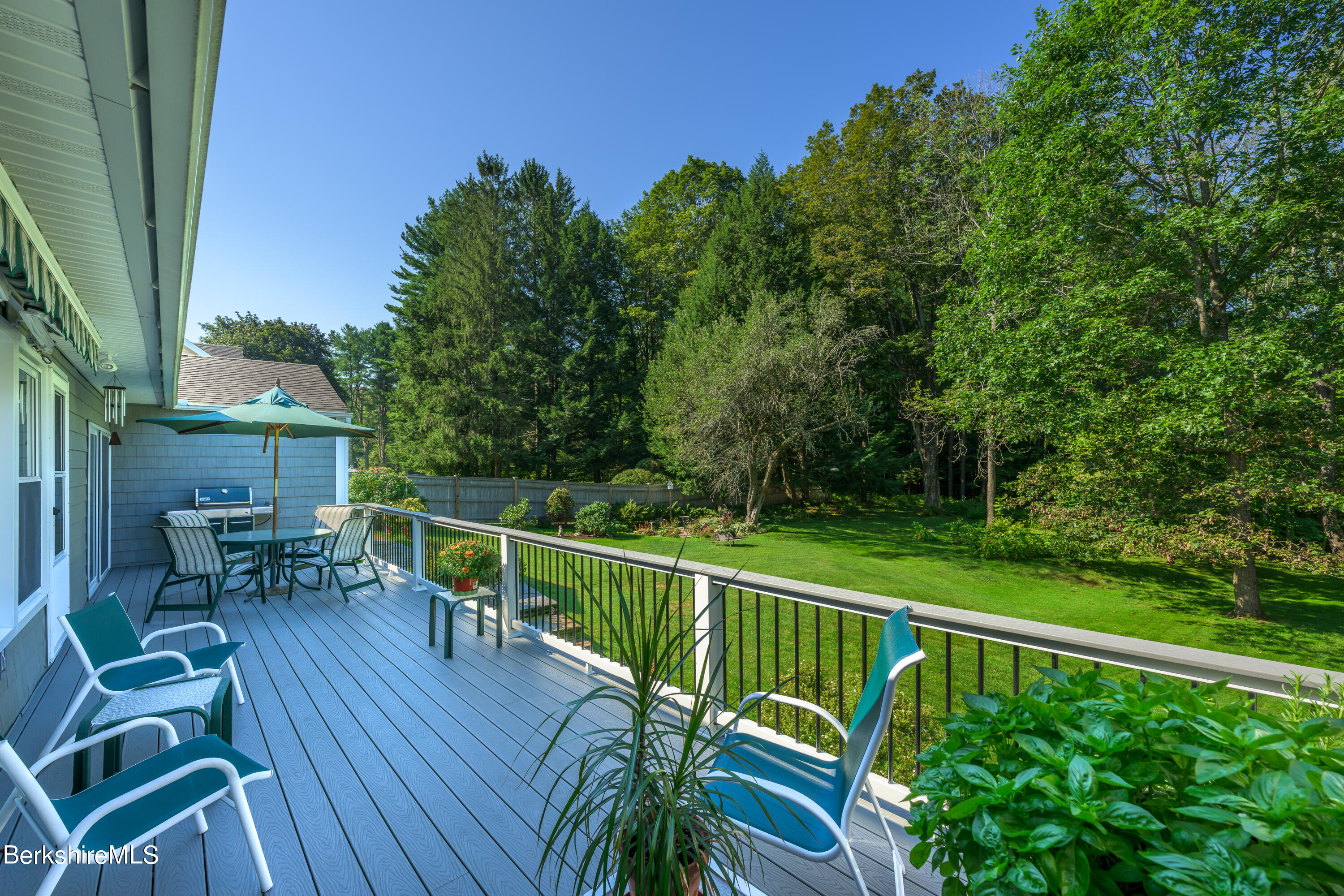 138 East New Lenox Rd