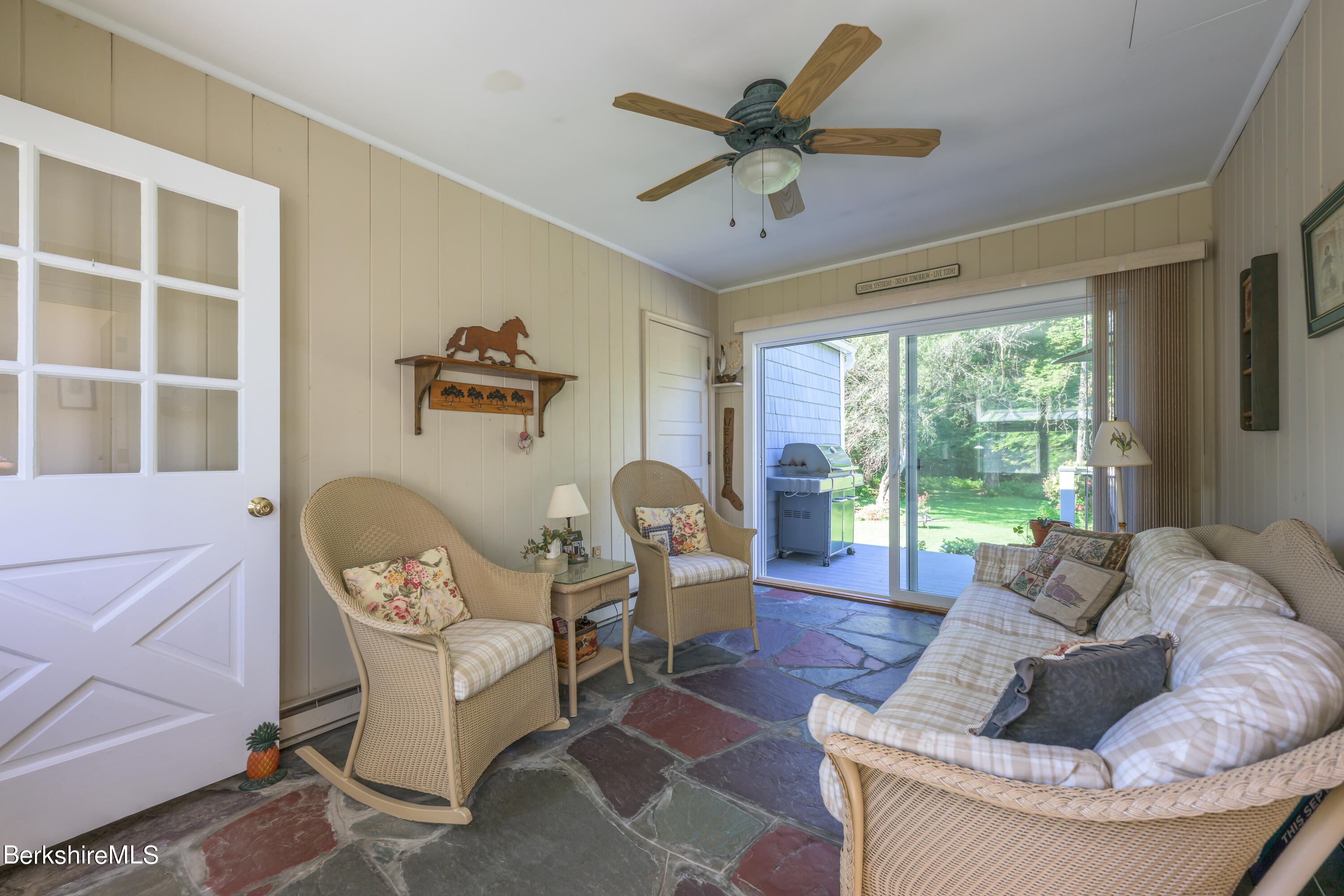 138 East New Lenox Rd