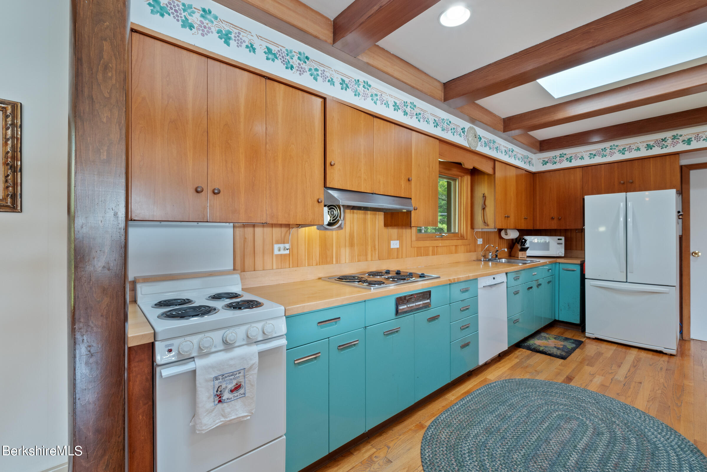 61 Bramble Ln