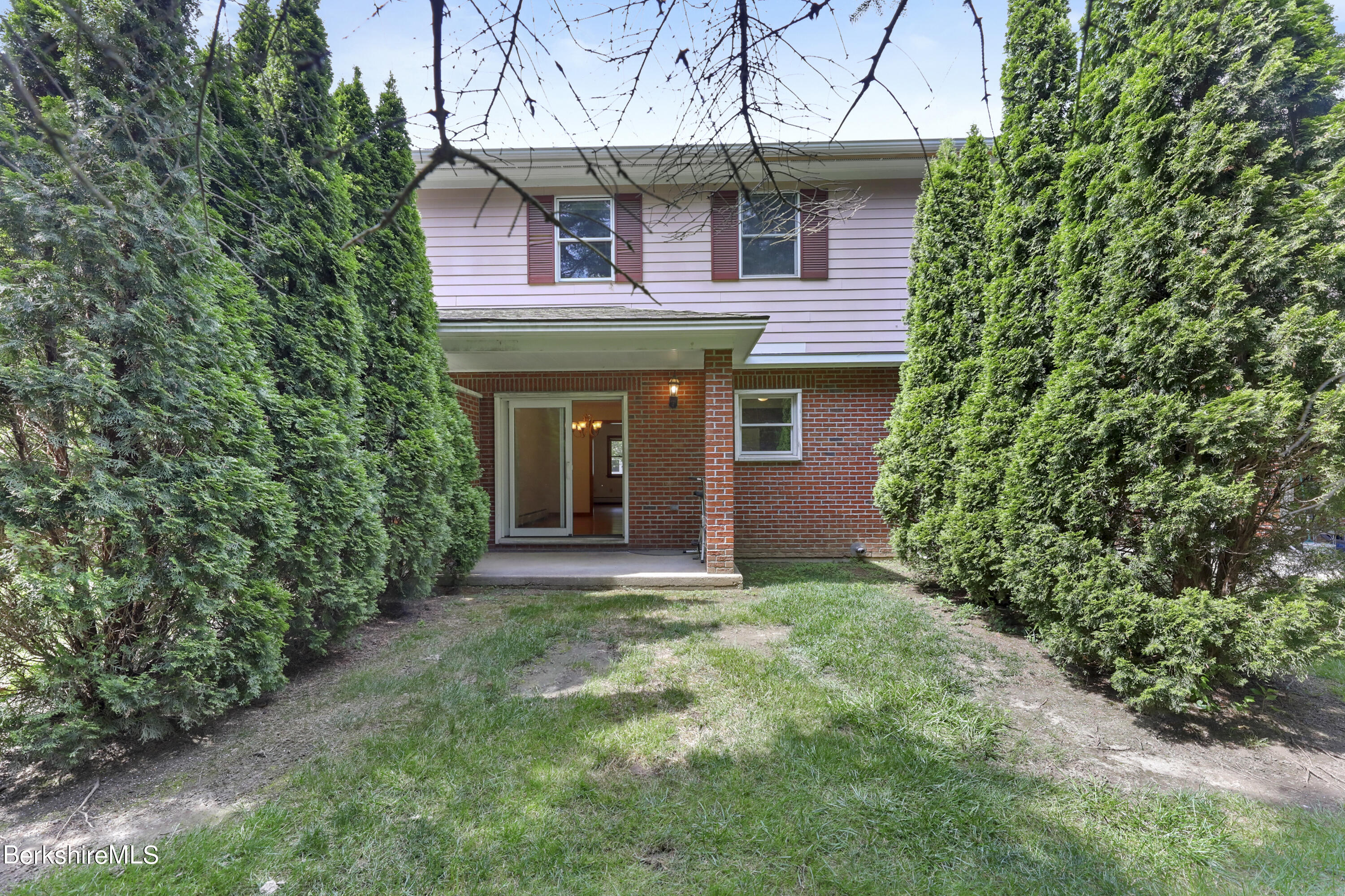 55 Marble St, 2
