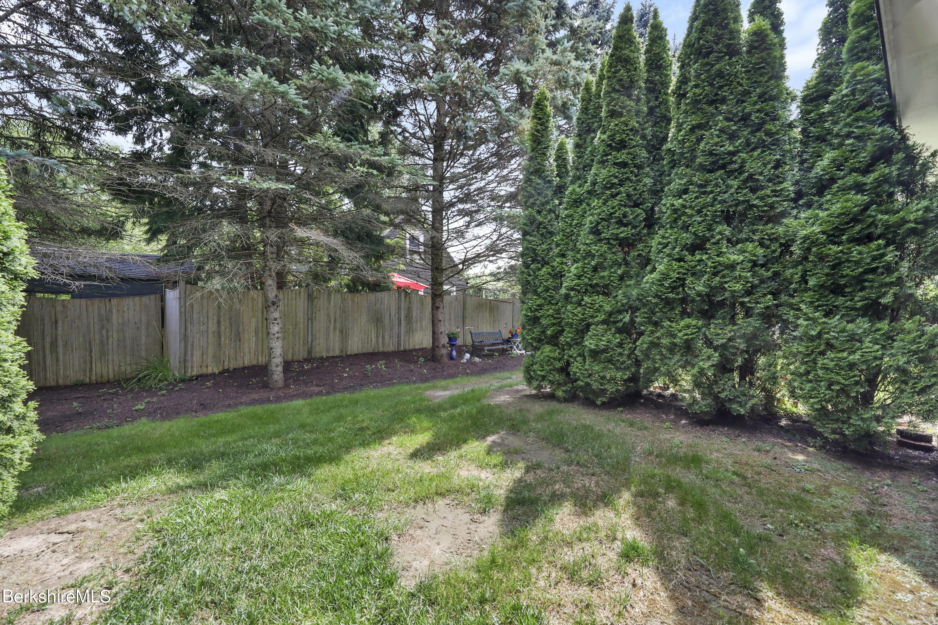 55 Marble St, 2