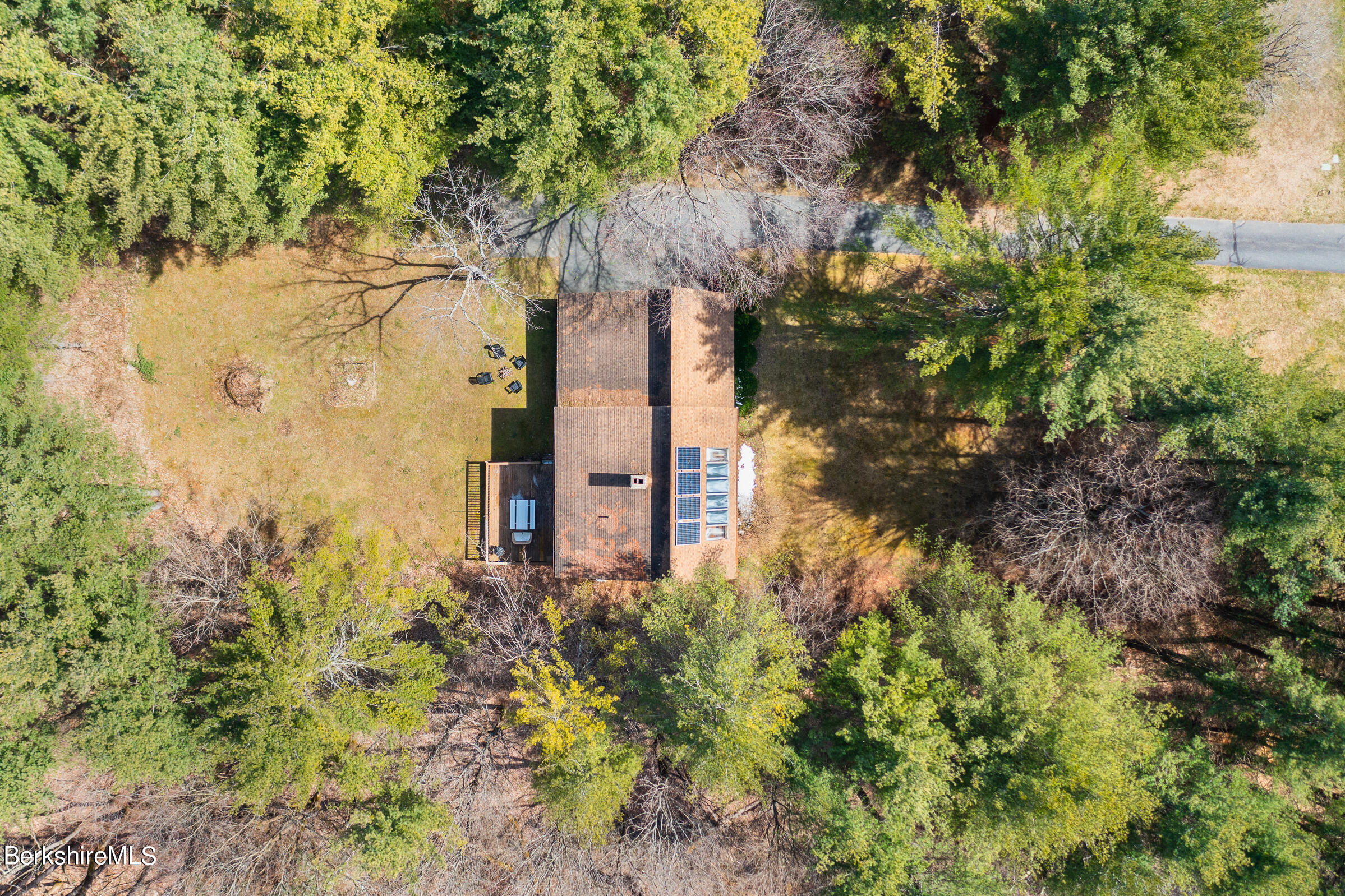 11 Pine Knoll Rd
