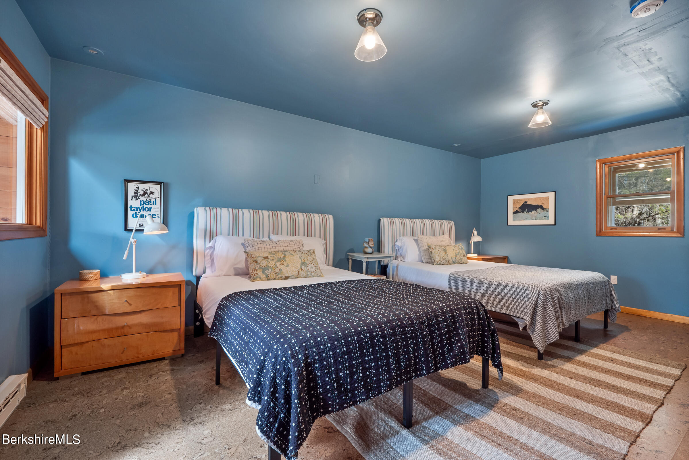 11 Pine Knoll Rd