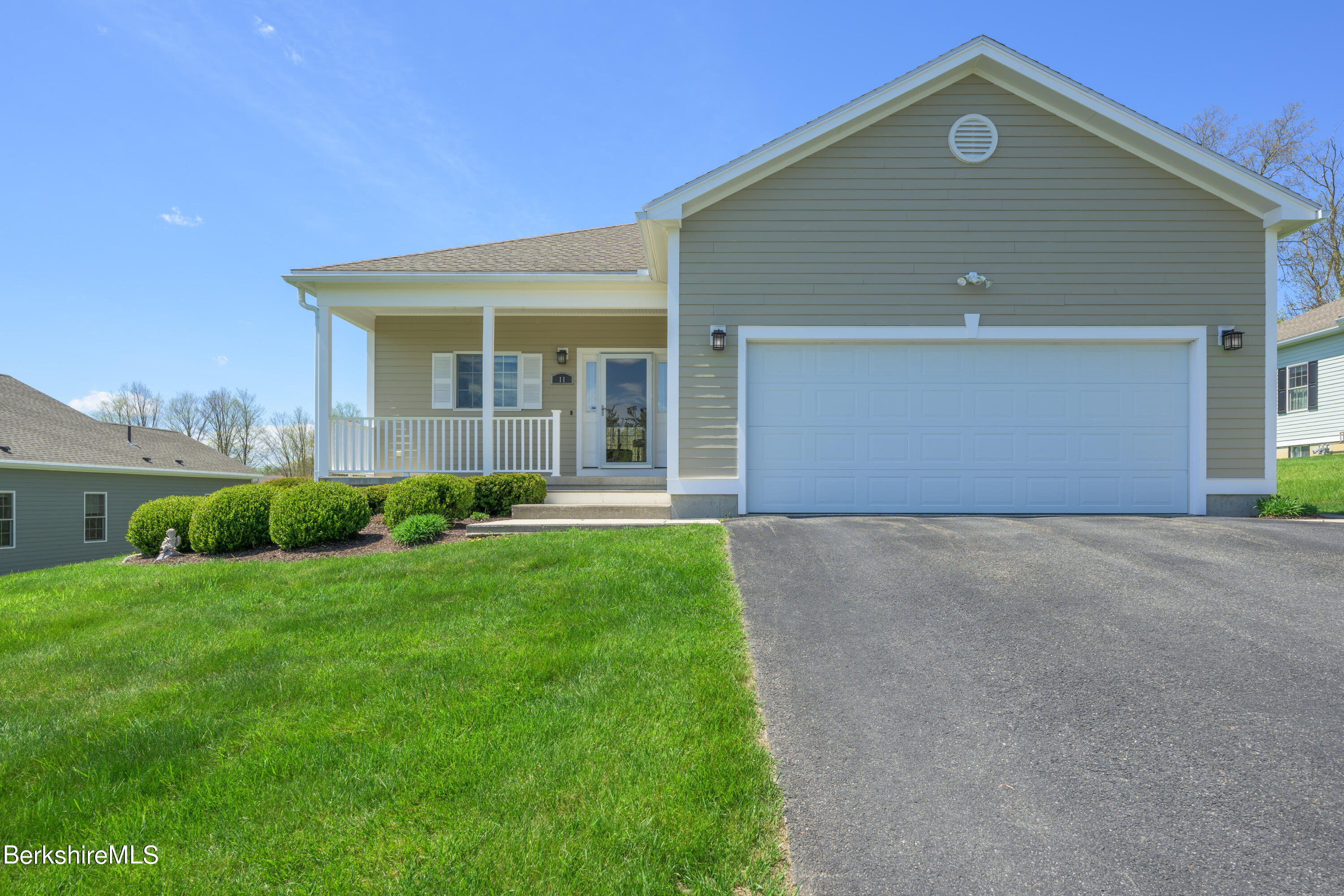 11 Cherry Hill Dr