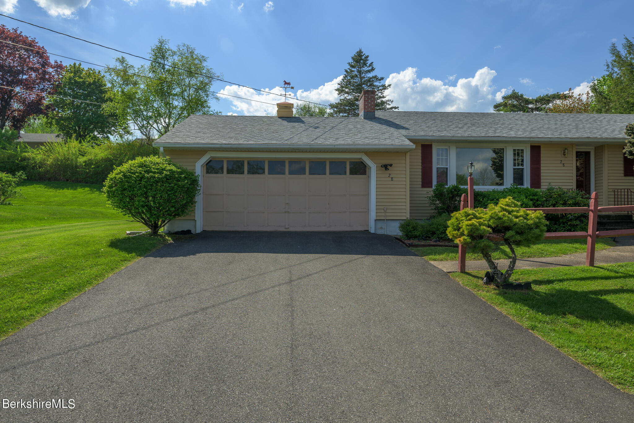 28 Darlene Ave