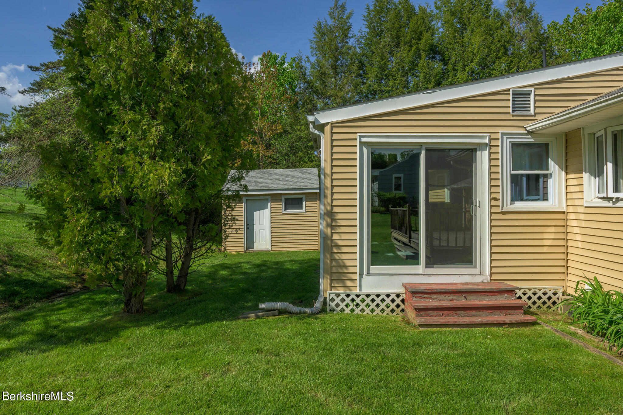 28 Darlene Ave