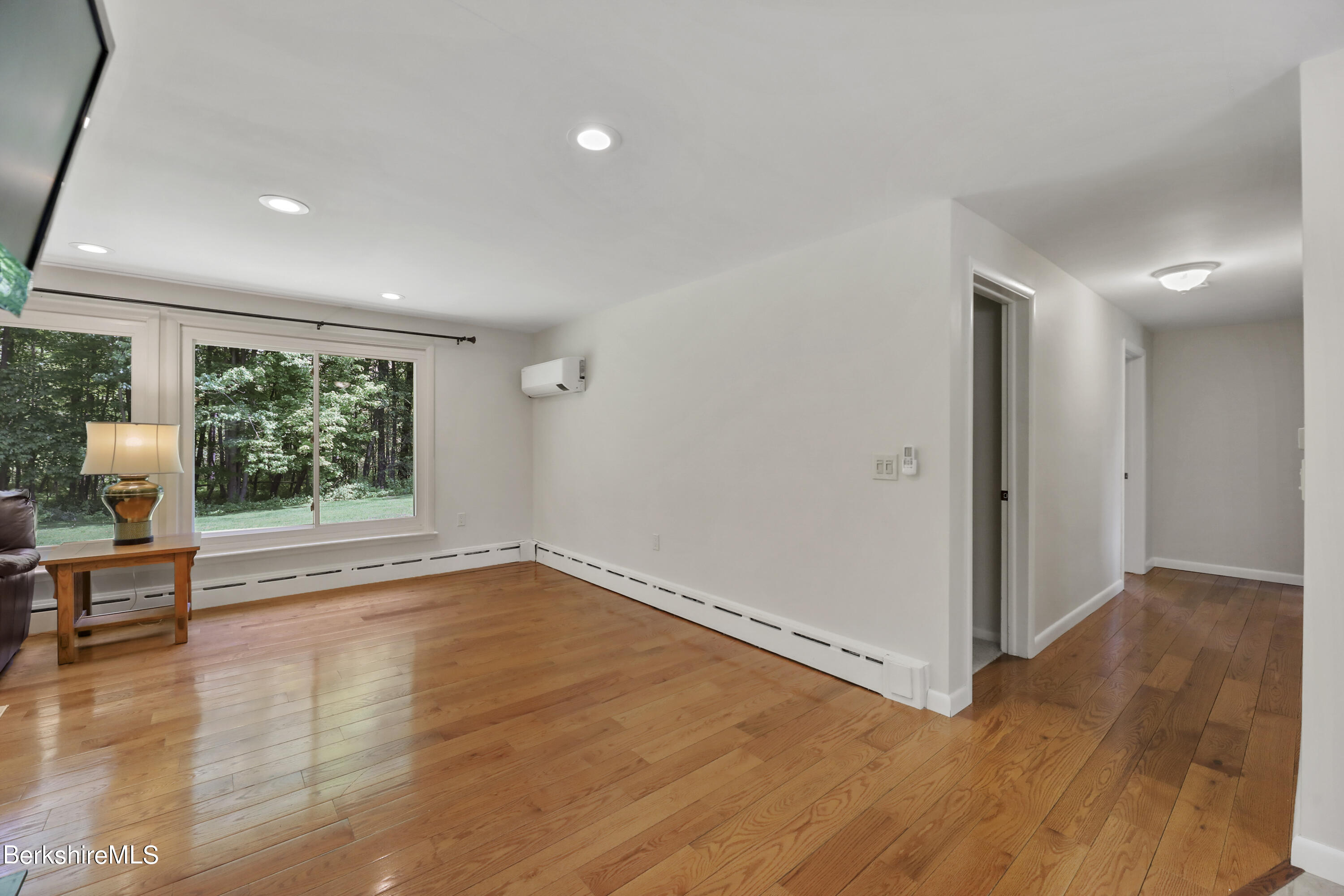 539 Elm St