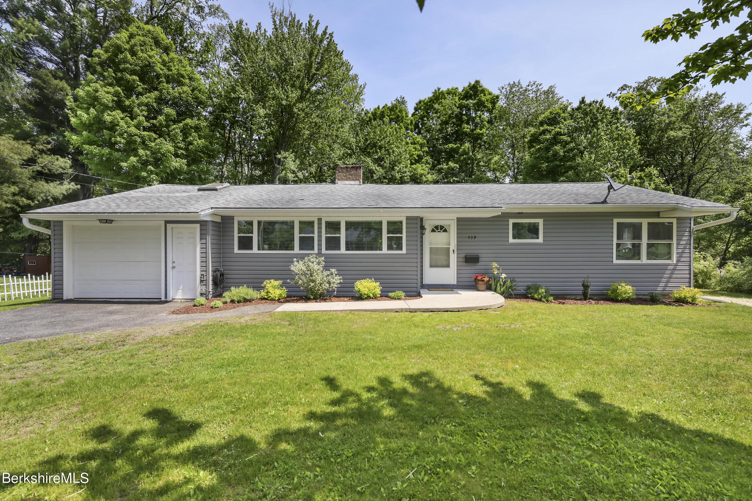539 Elm St