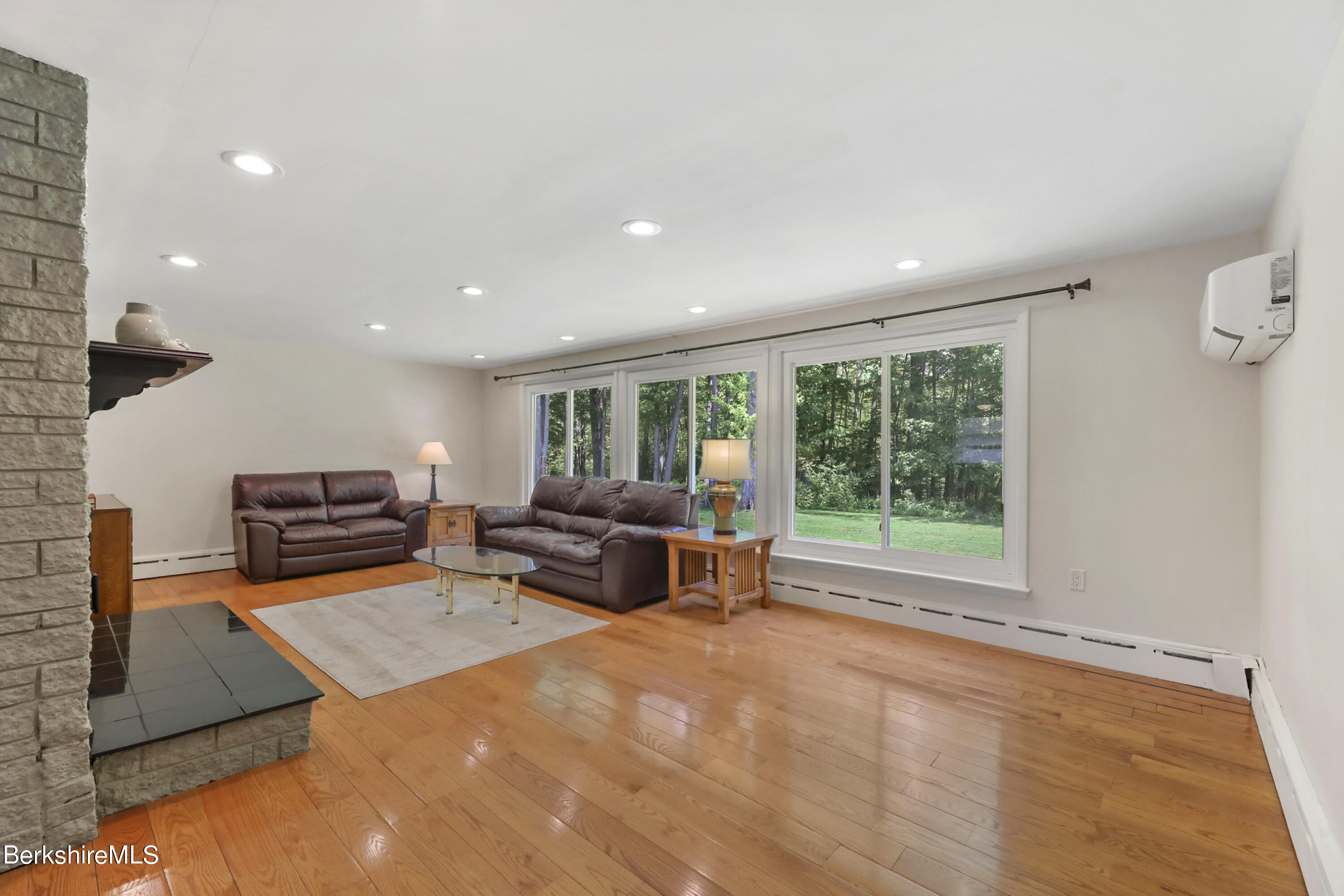 539 Elm St
