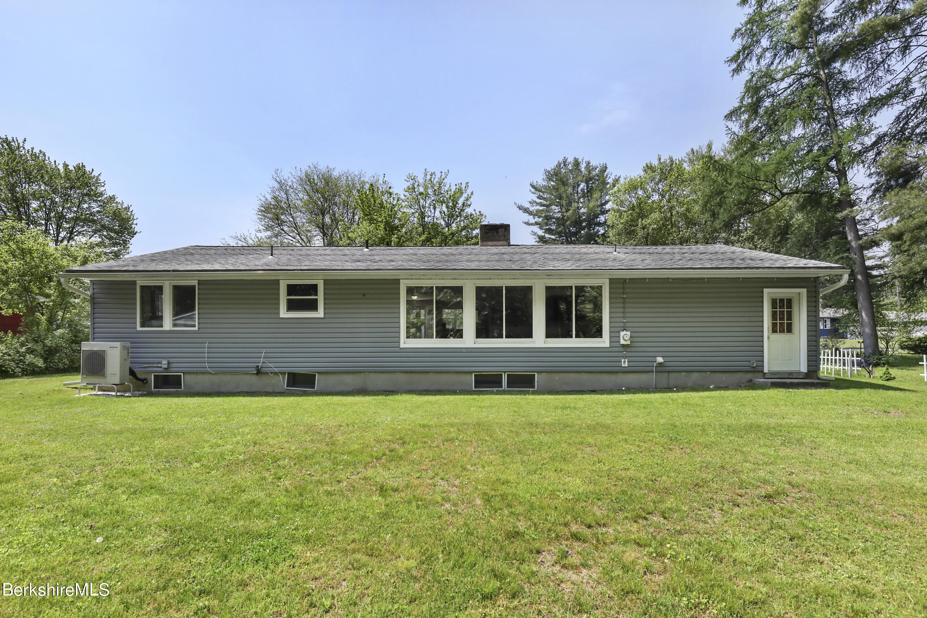 539 Elm St