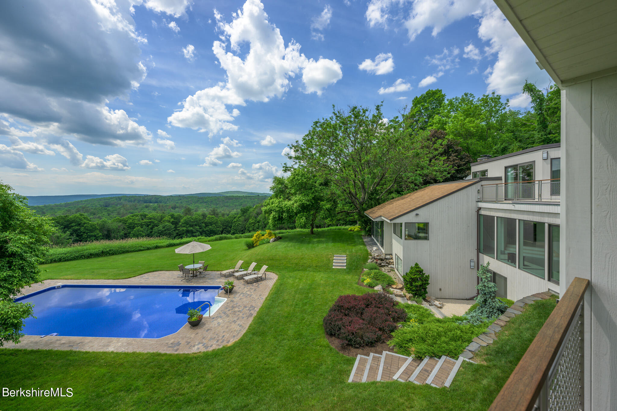 293 Stevens Glen Rd
