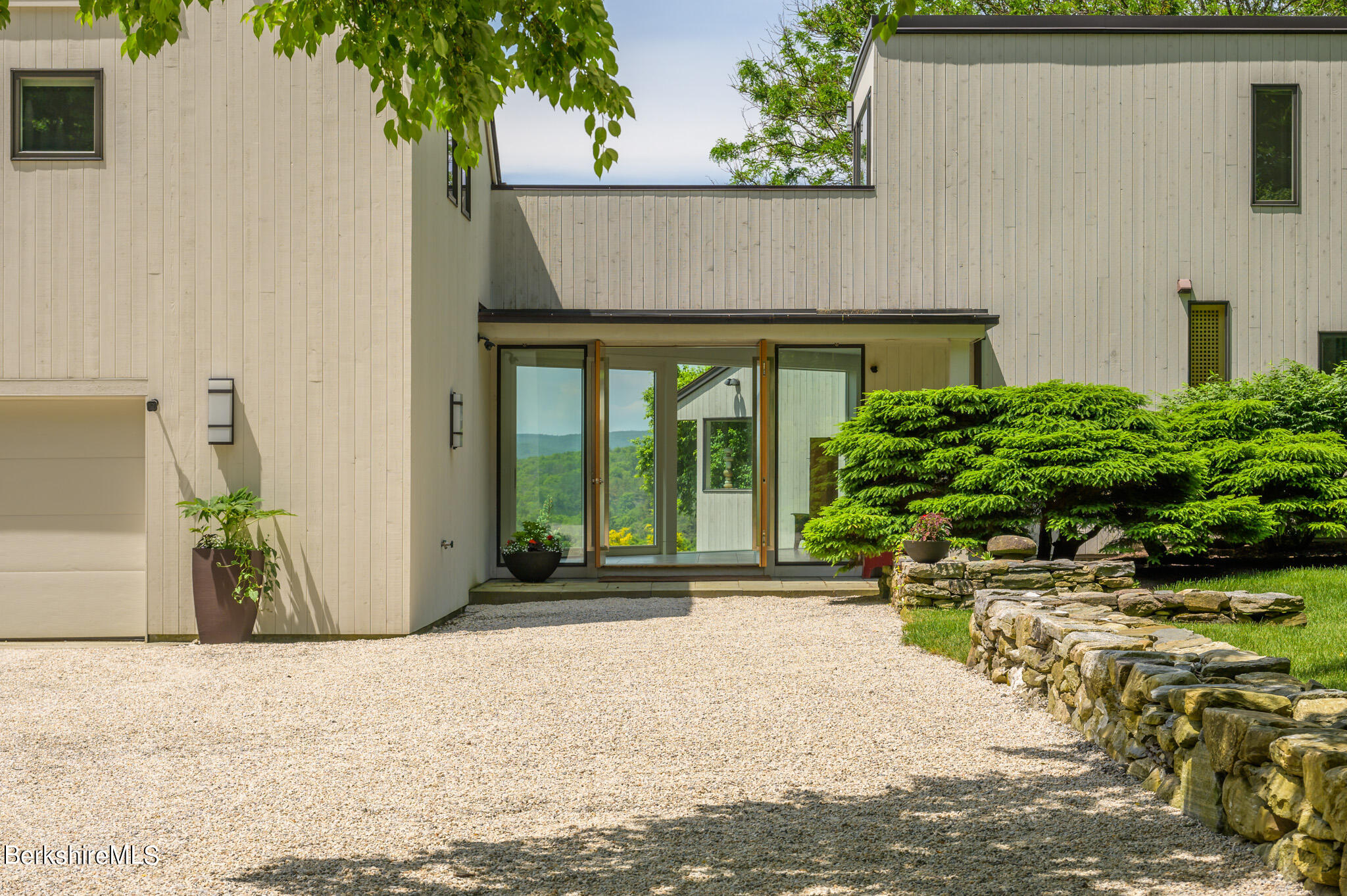 293 Stevens Glen Rd