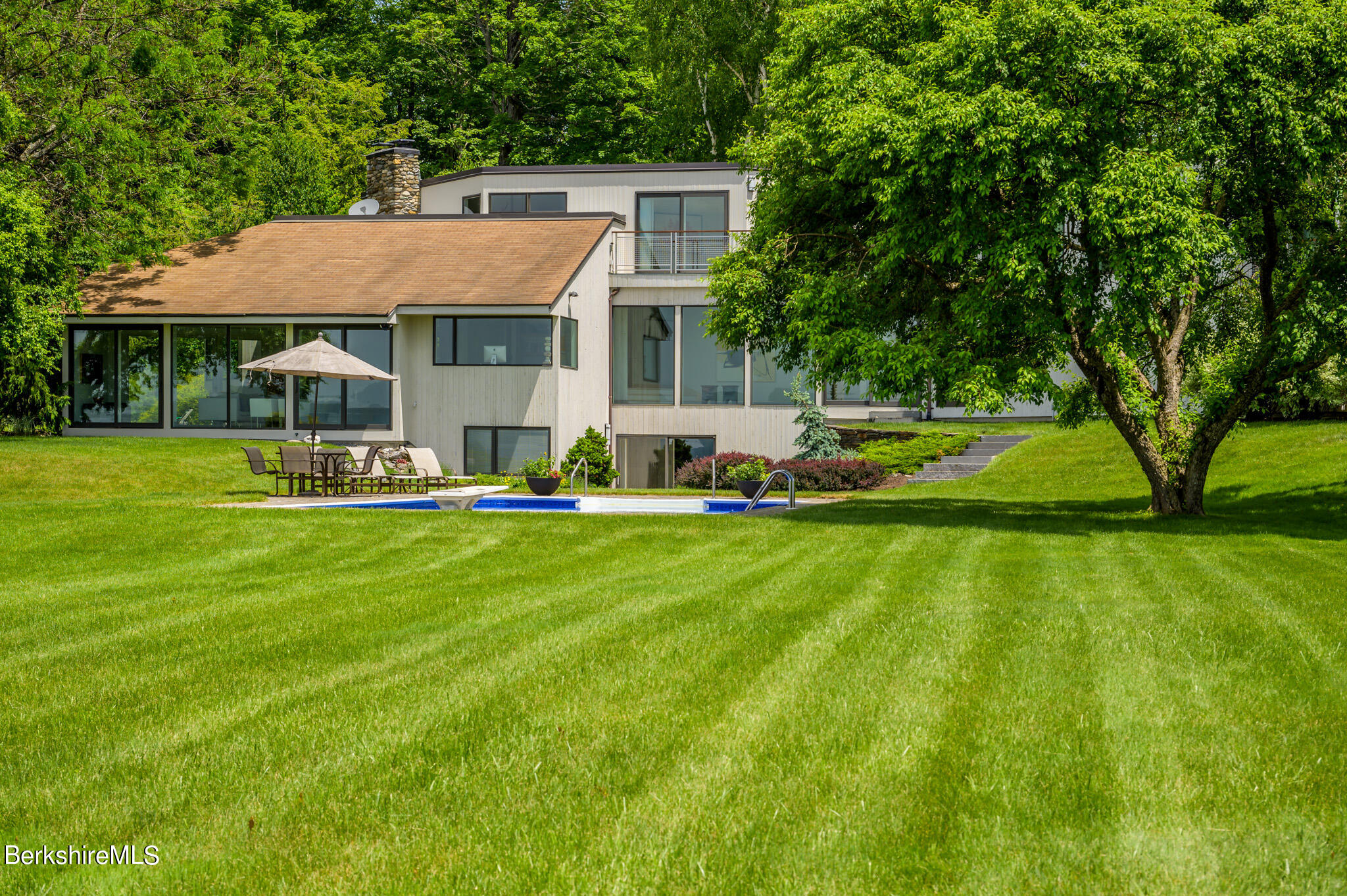 293 Stevens Glen Rd