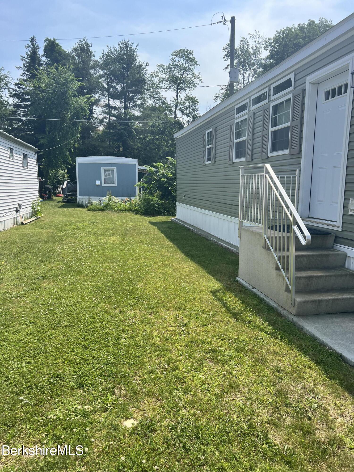 245 Cheshire Rd, 16