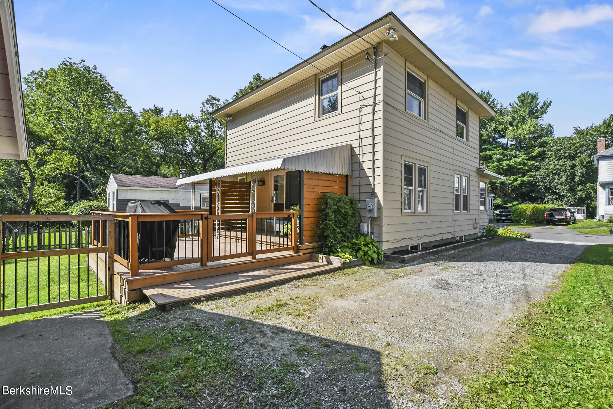 97 Bay State Rd