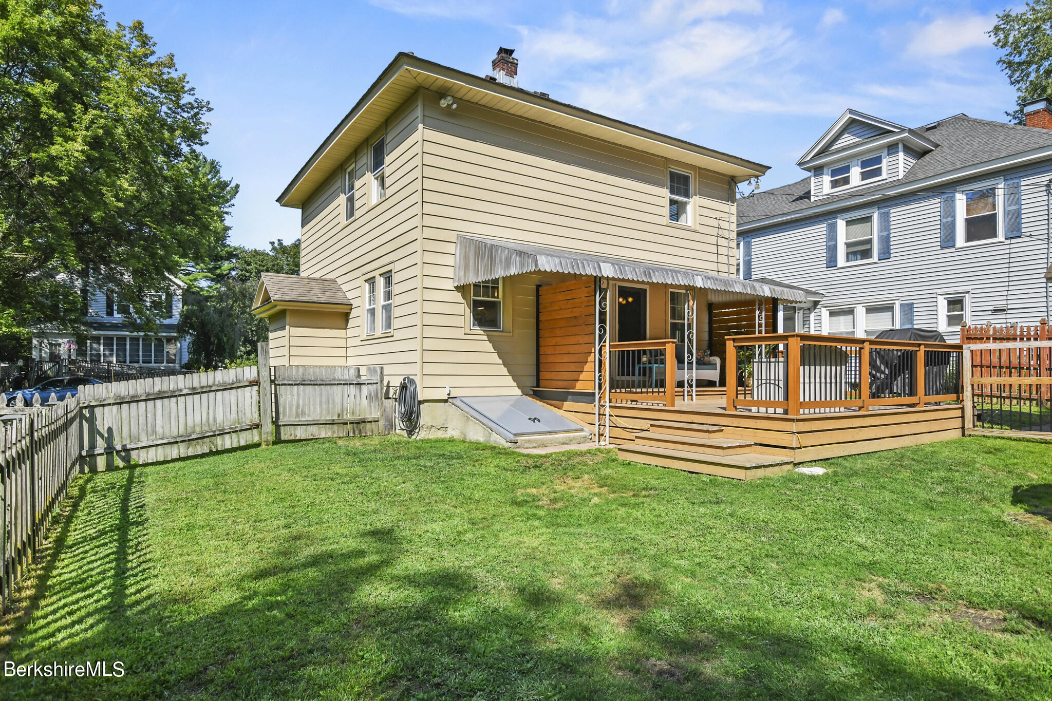 97 Bay State Rd