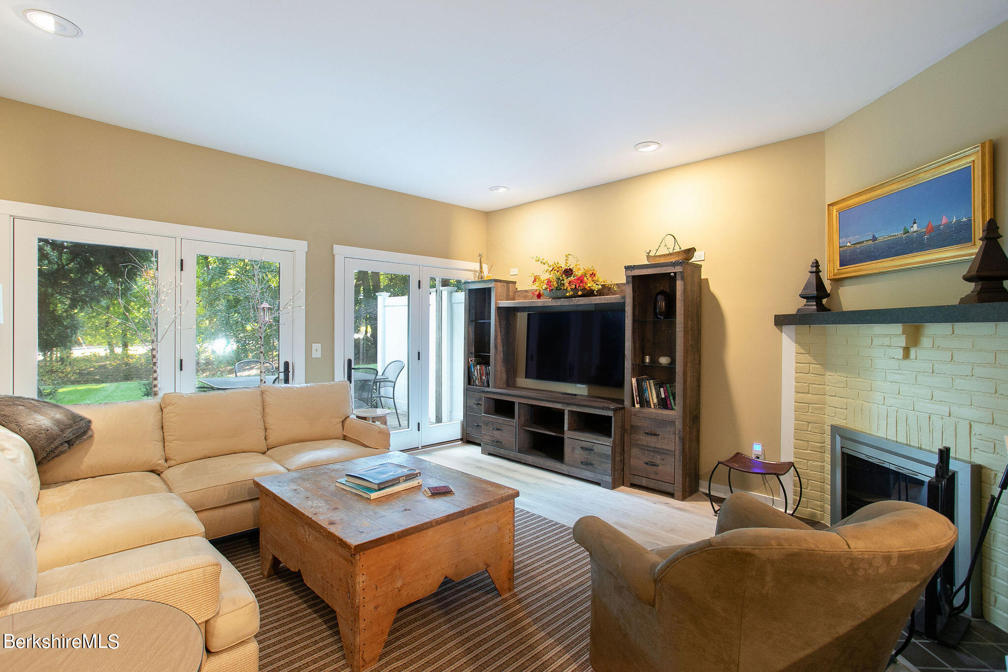 80 Taconic Ave, 8