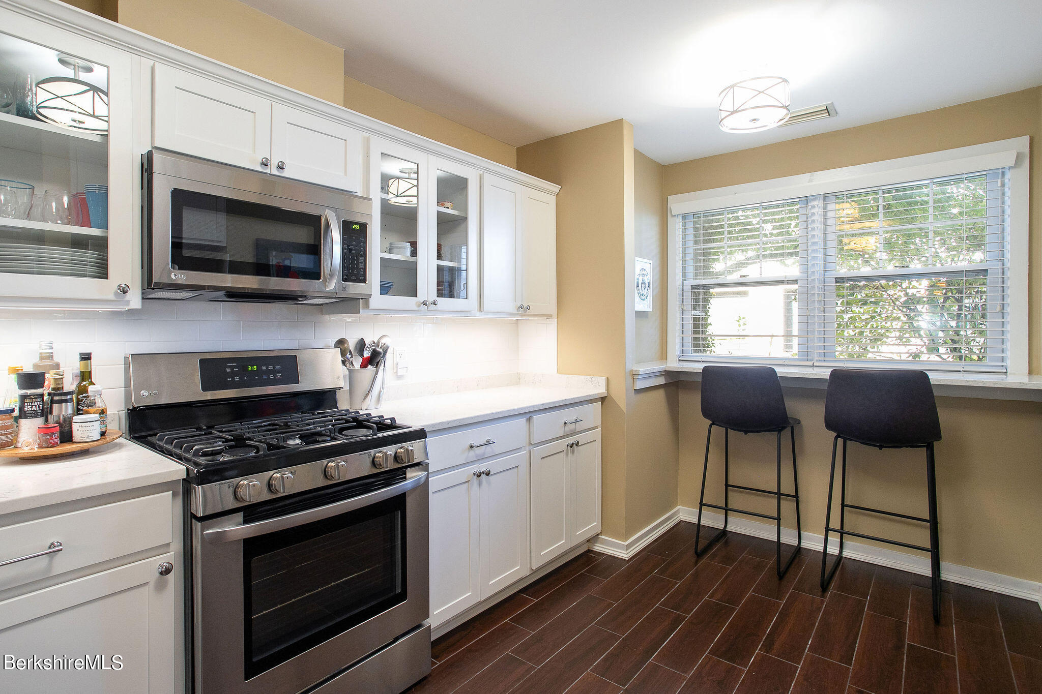 80 Taconic Ave, 8