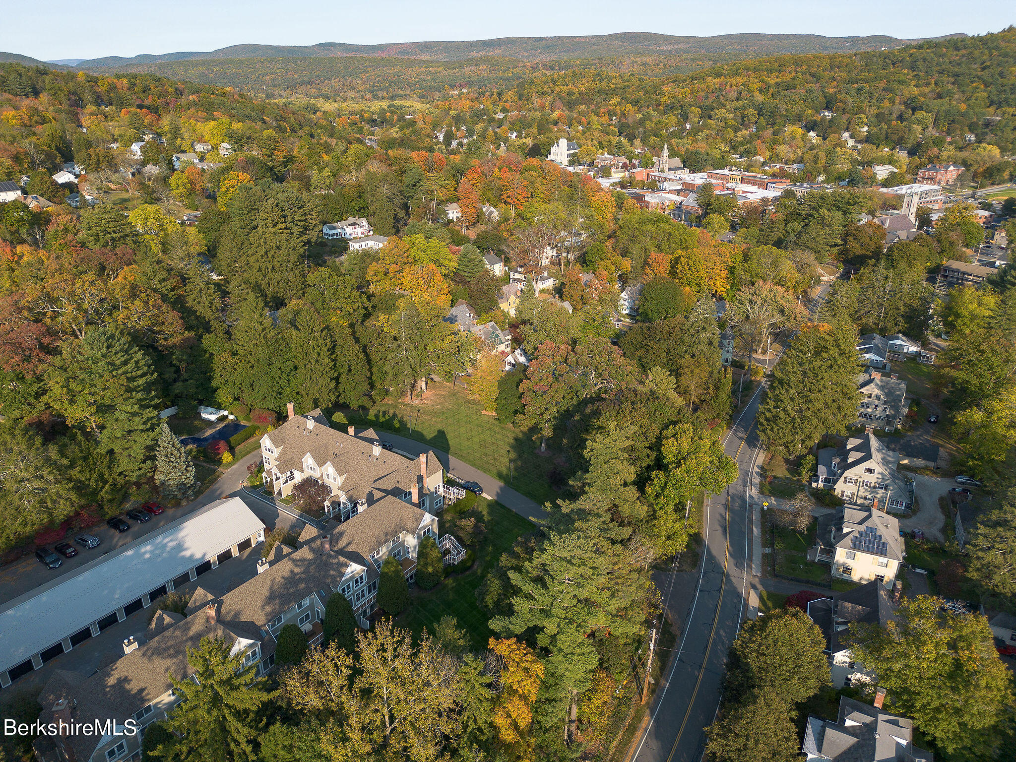 80 Taconic Ave, 8