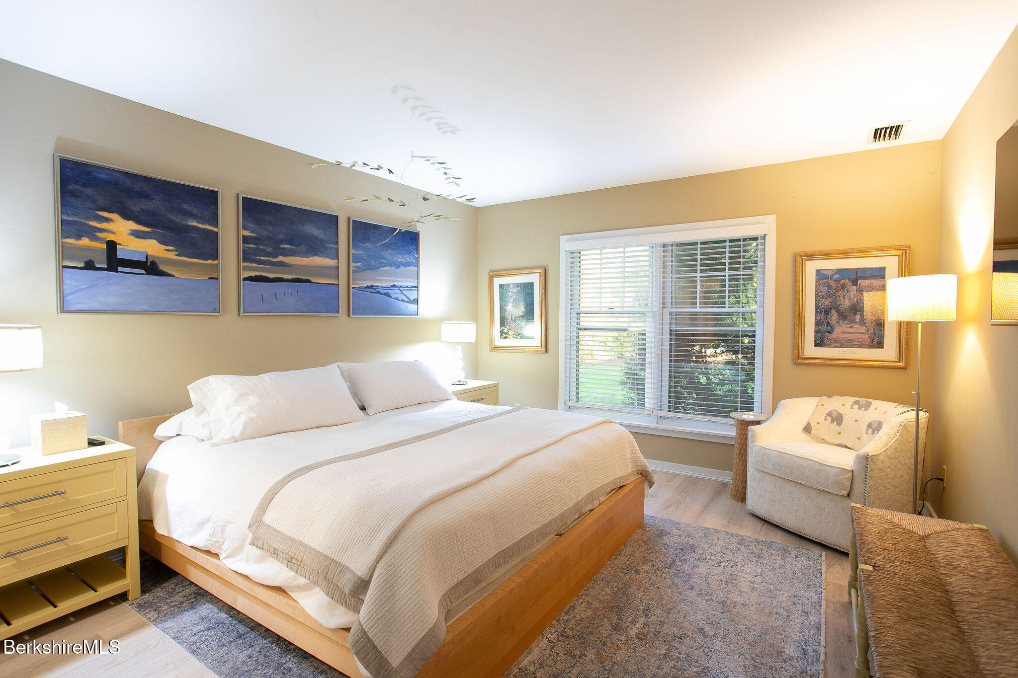 80 Taconic Ave, 8