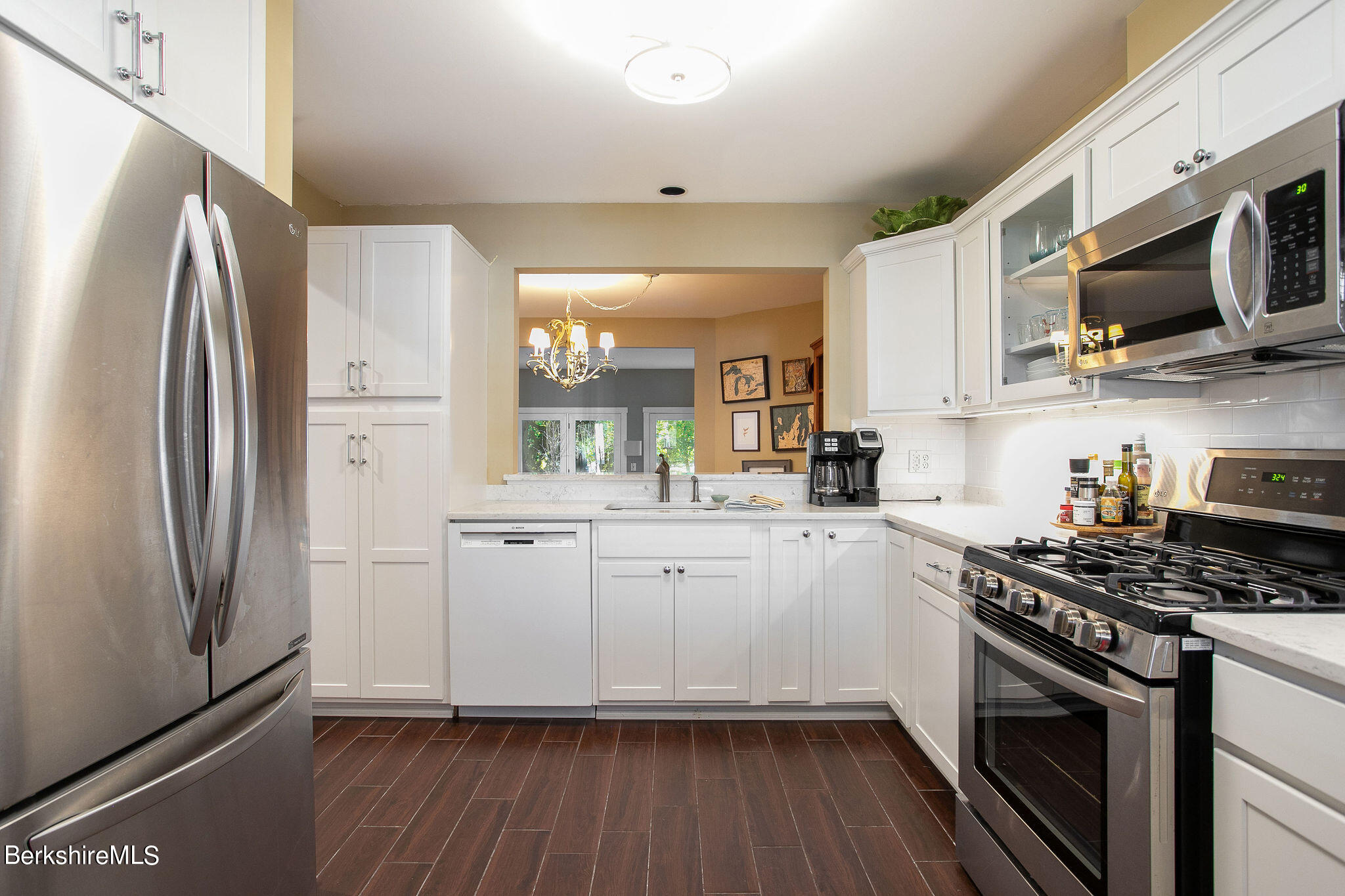 80 Taconic Ave, 8