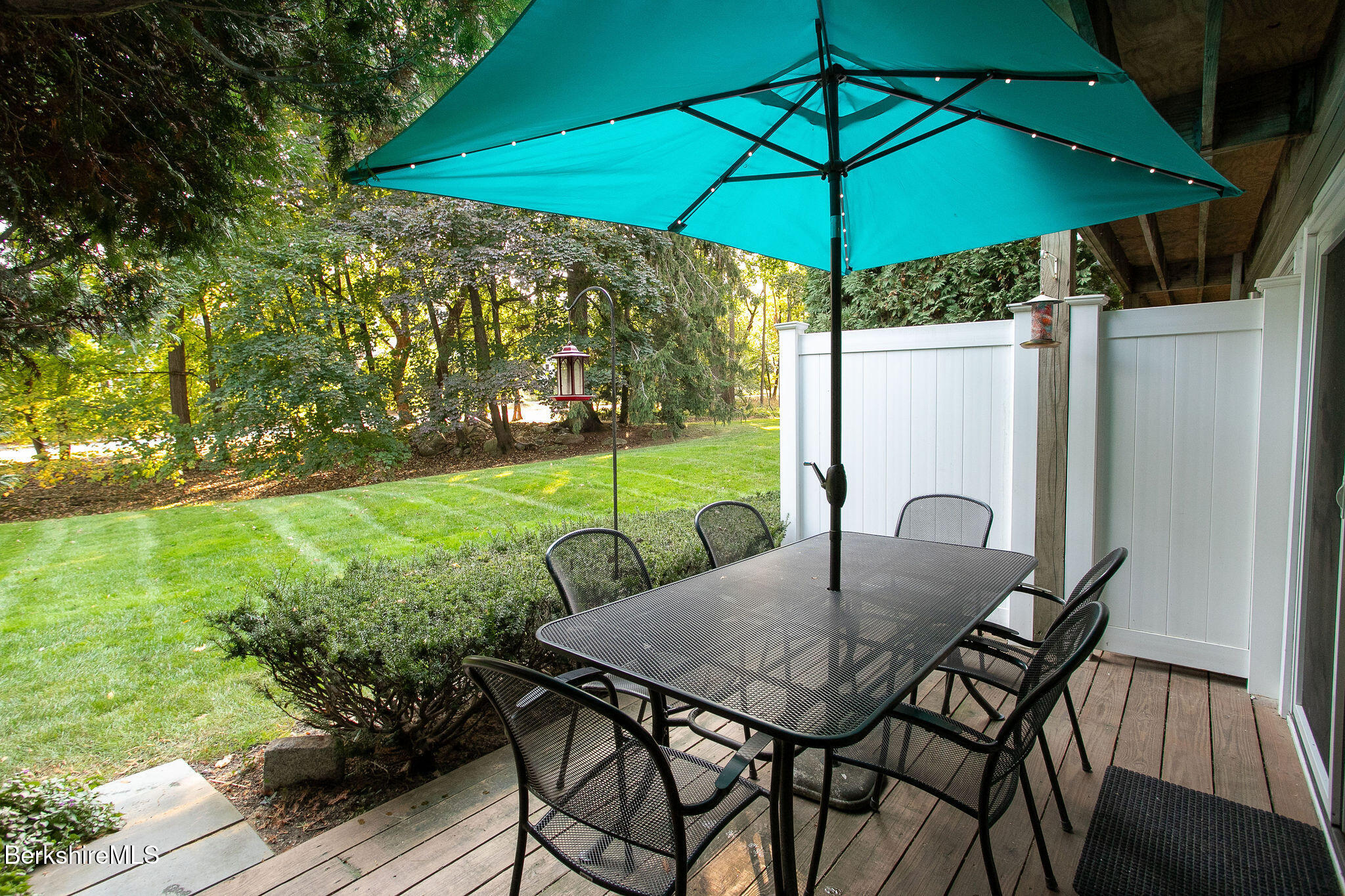 80 Taconic Ave, 8