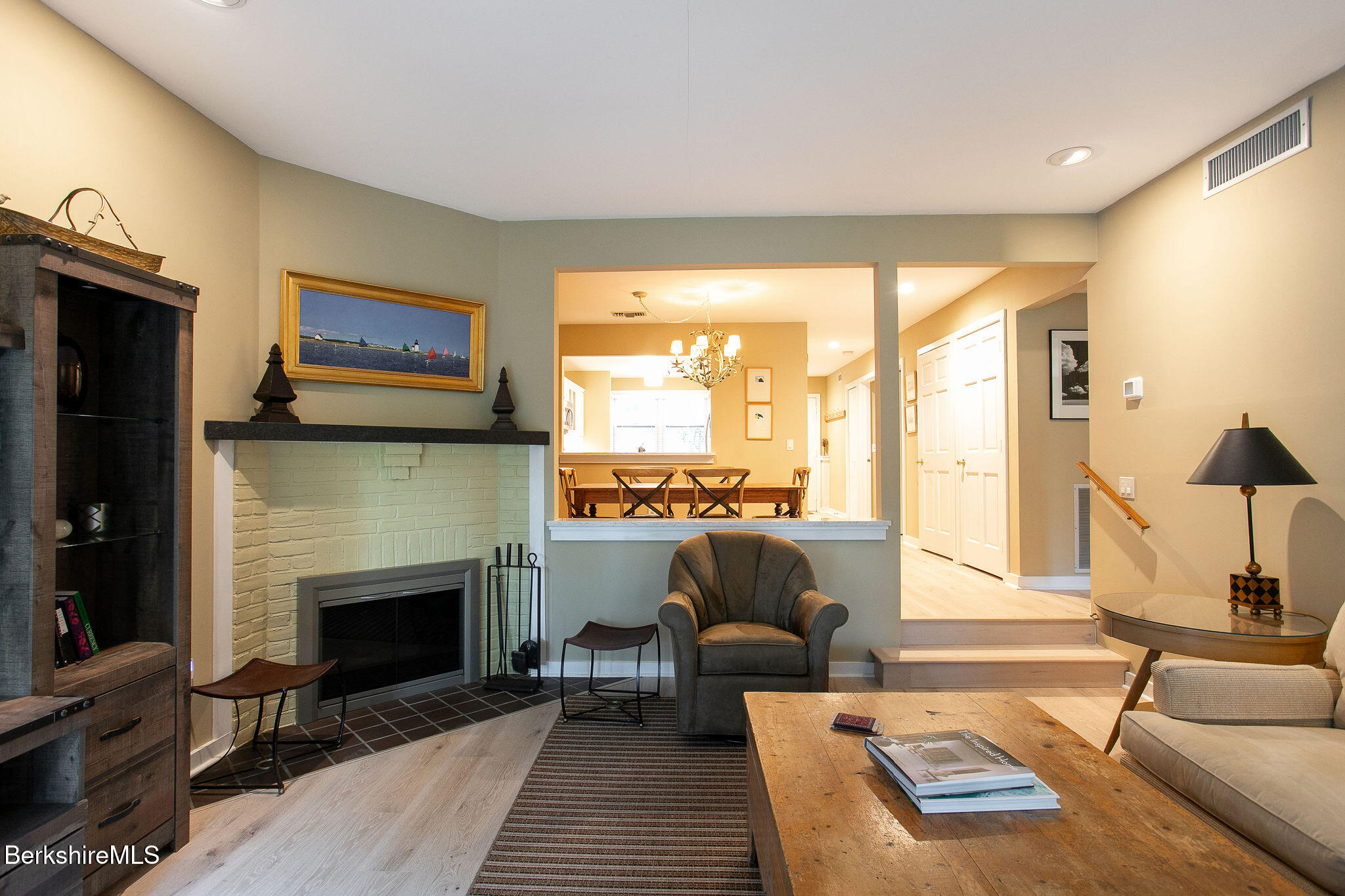 80 Taconic Ave, 8