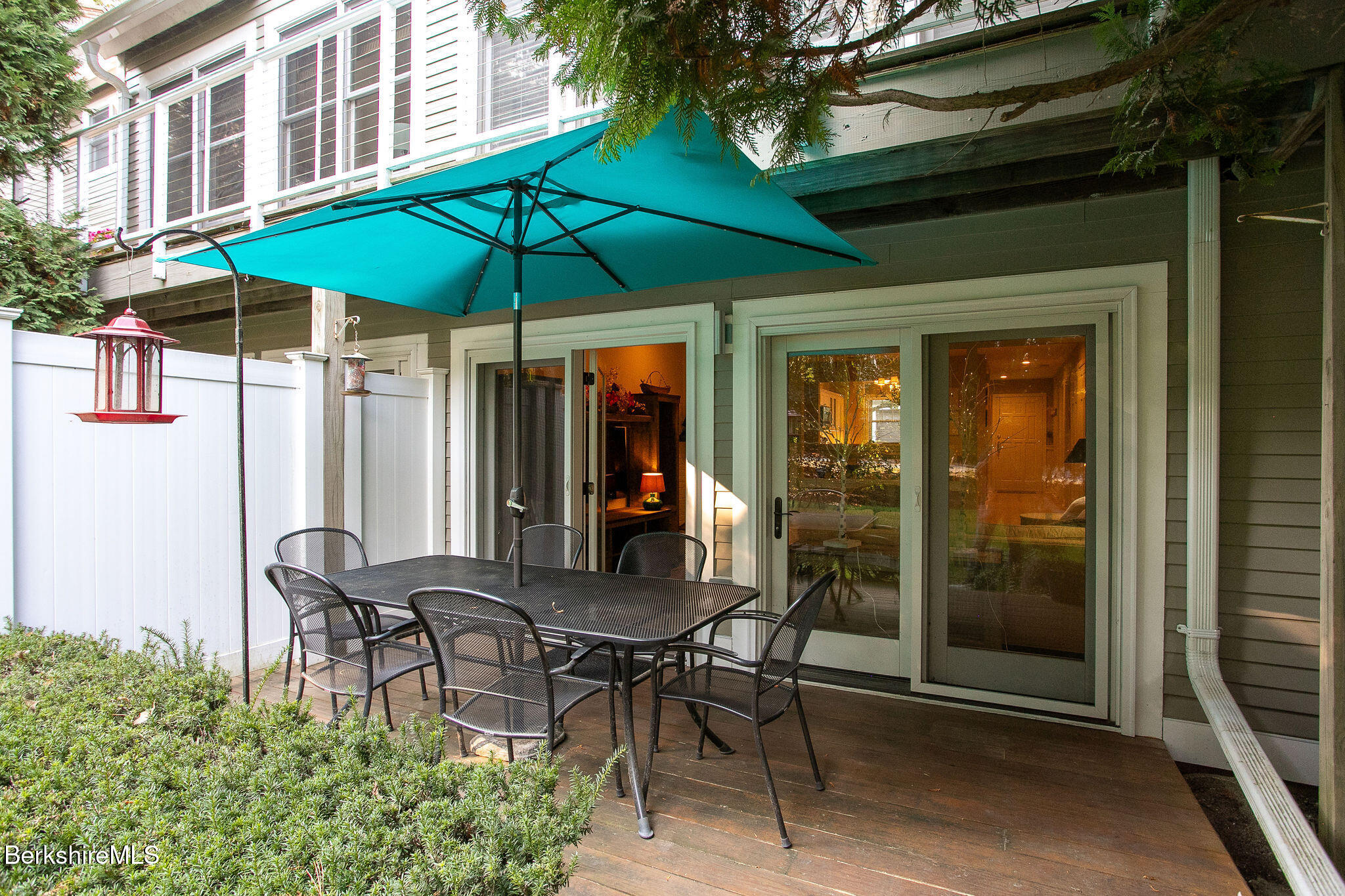 80 Taconic Ave, 8