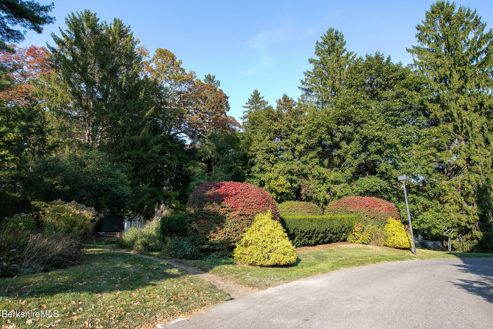 80 Taconic Ave, 8