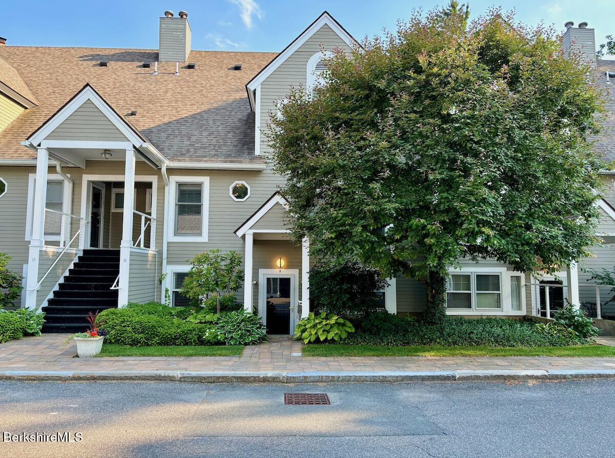 80 Taconic Ave, 8