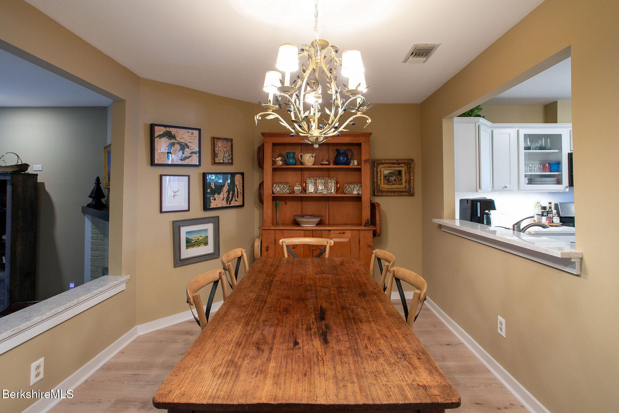 80 Taconic Ave, 8