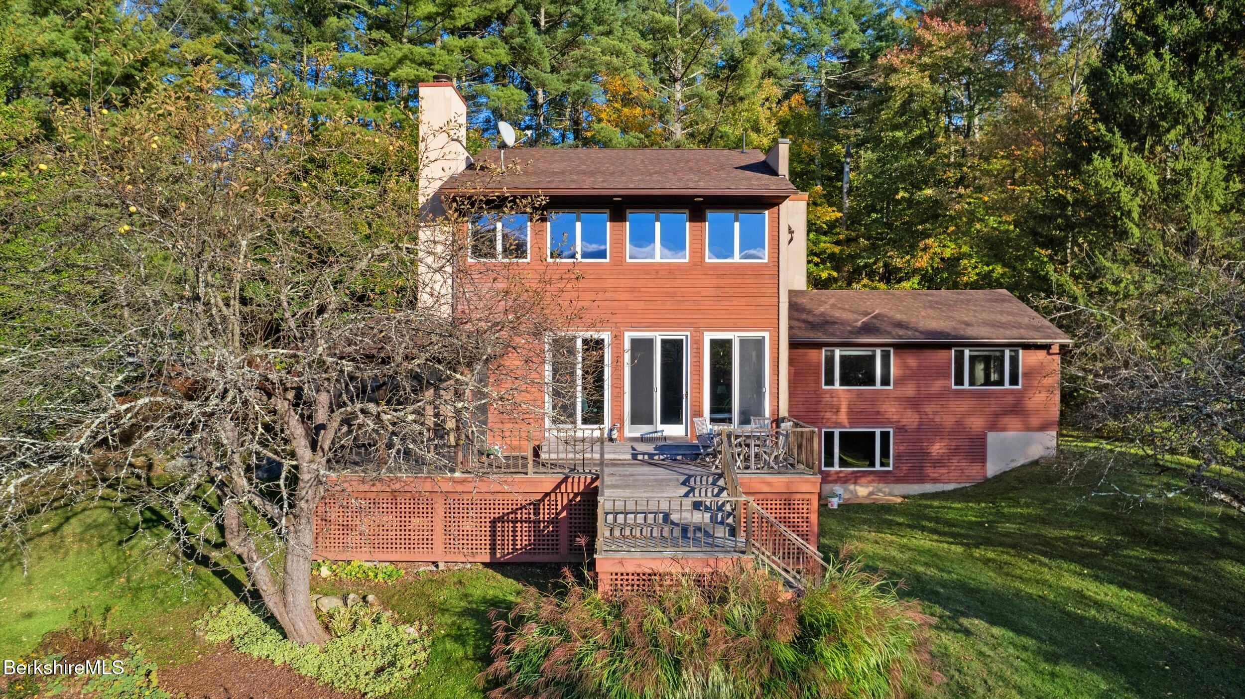 297 East Rd