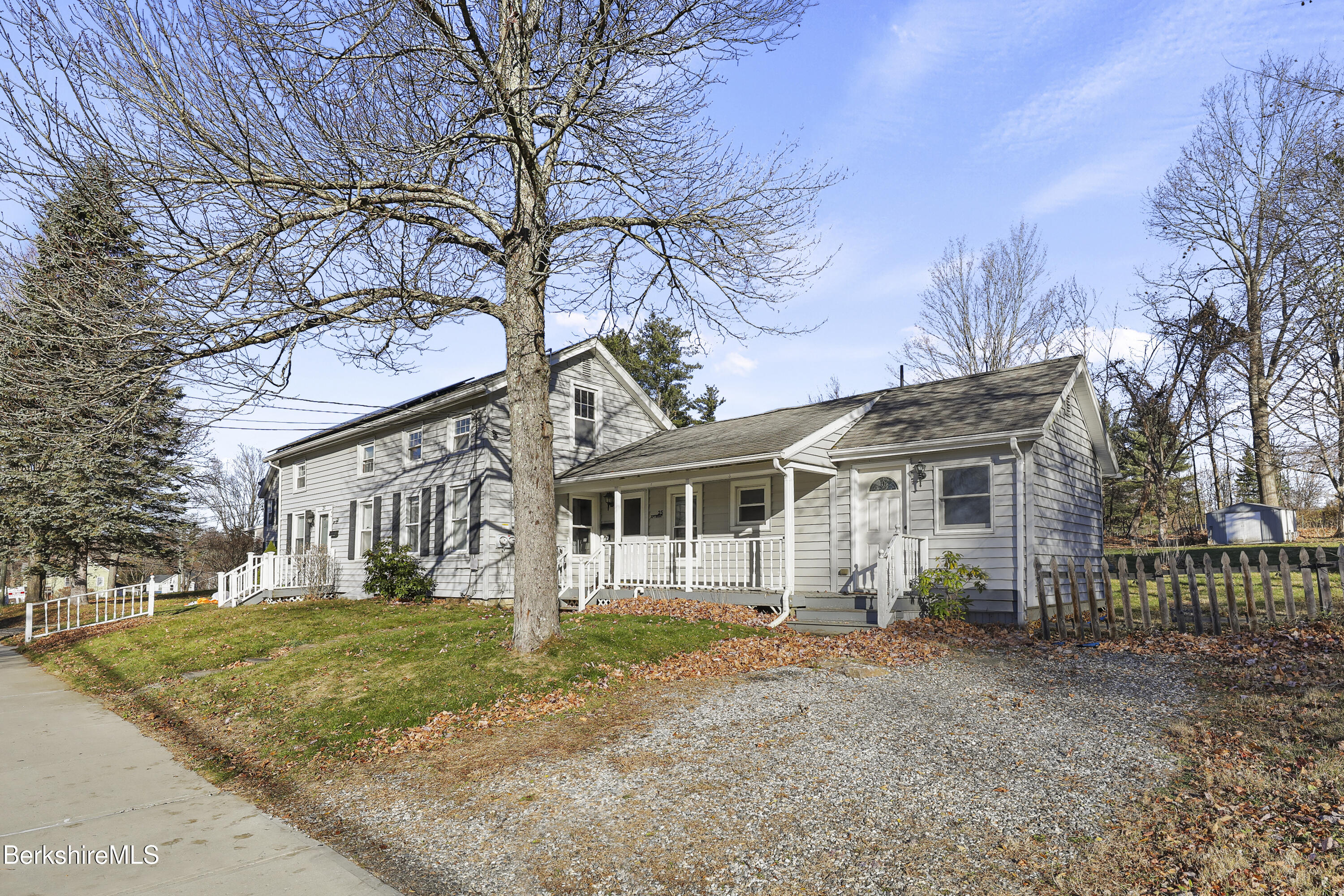 25 High St