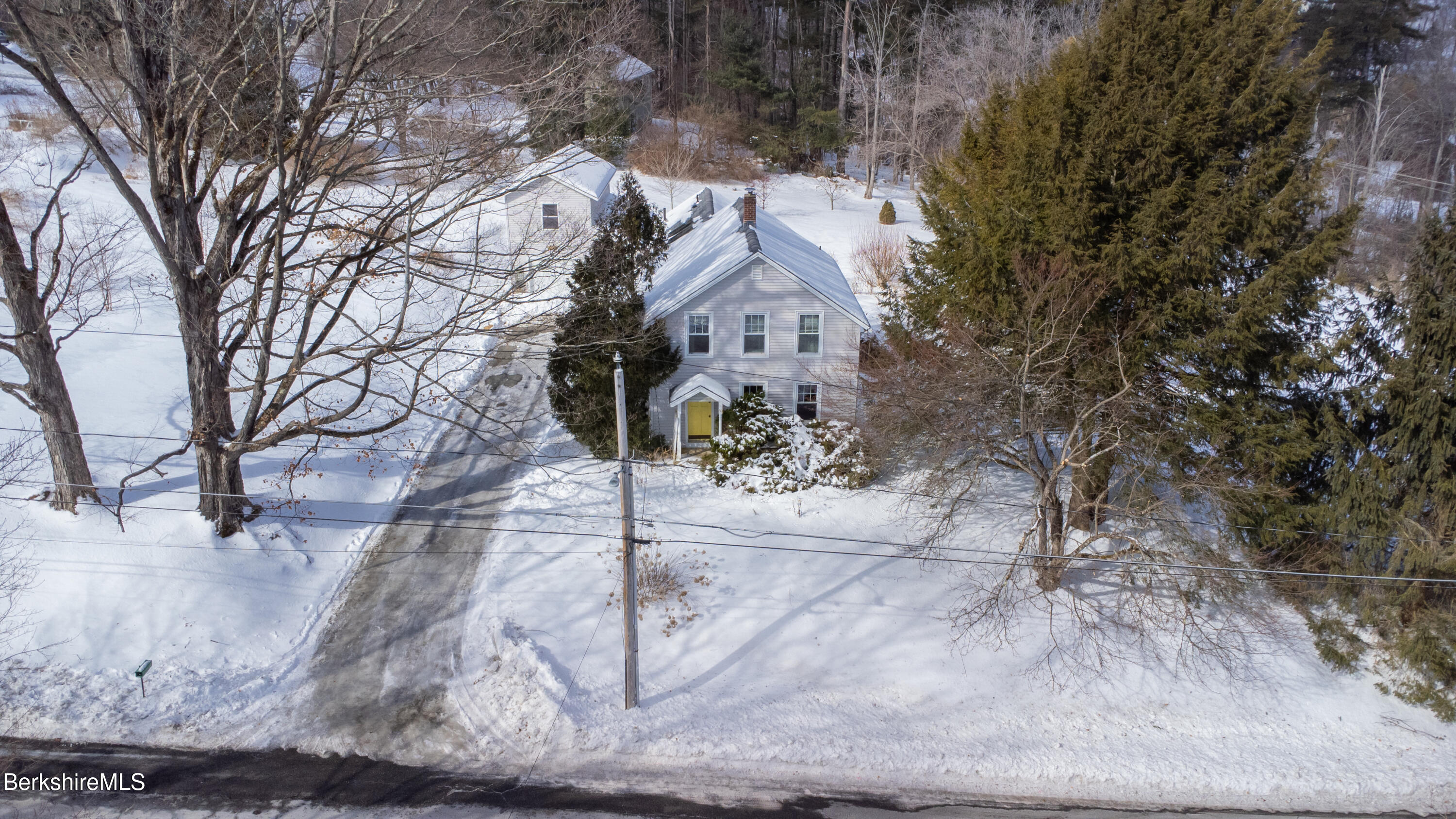 50 pine St