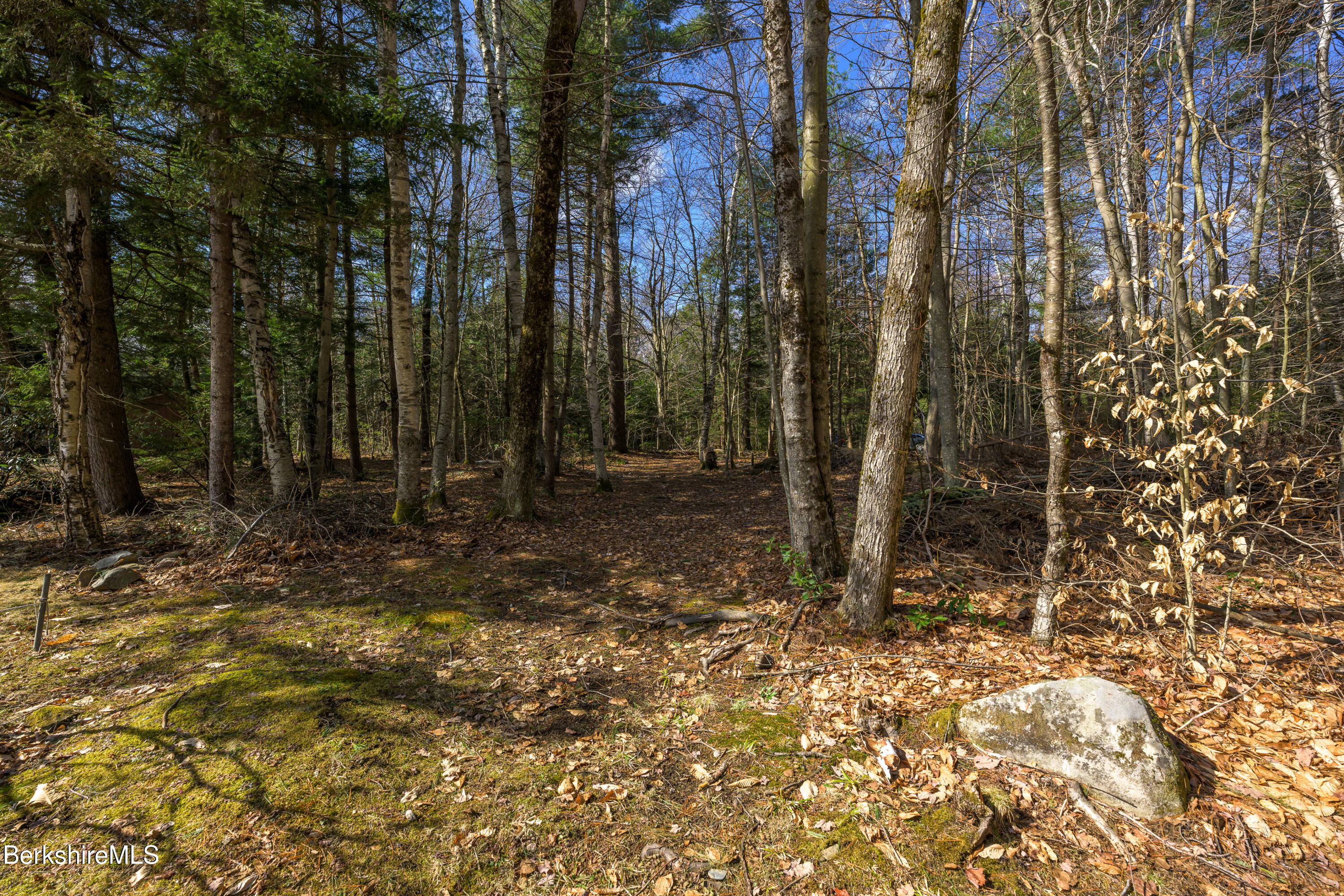106 Stoney Brook Rd