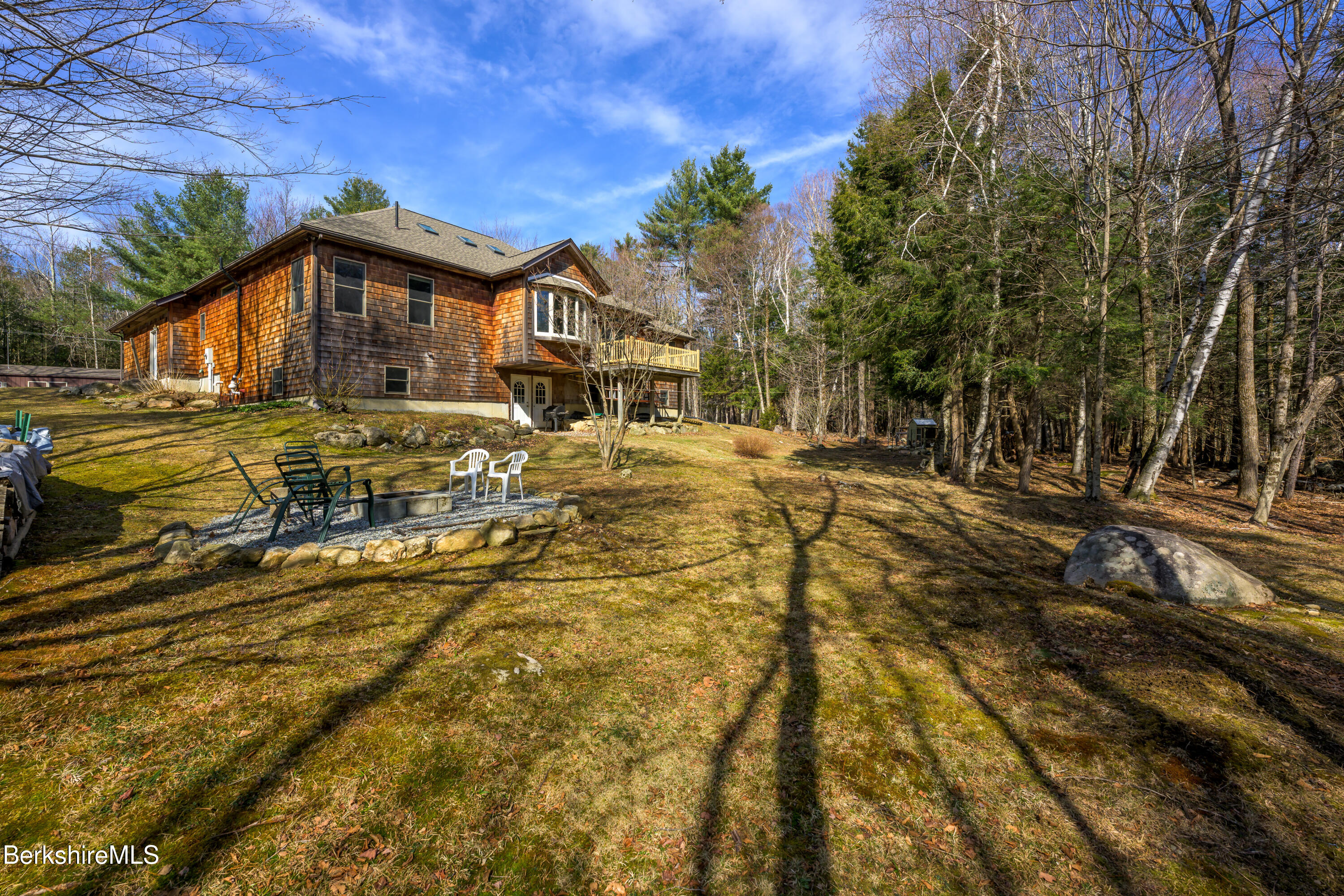 106 Stoney Brook Rd