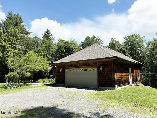 106 Stoney Brook Rd