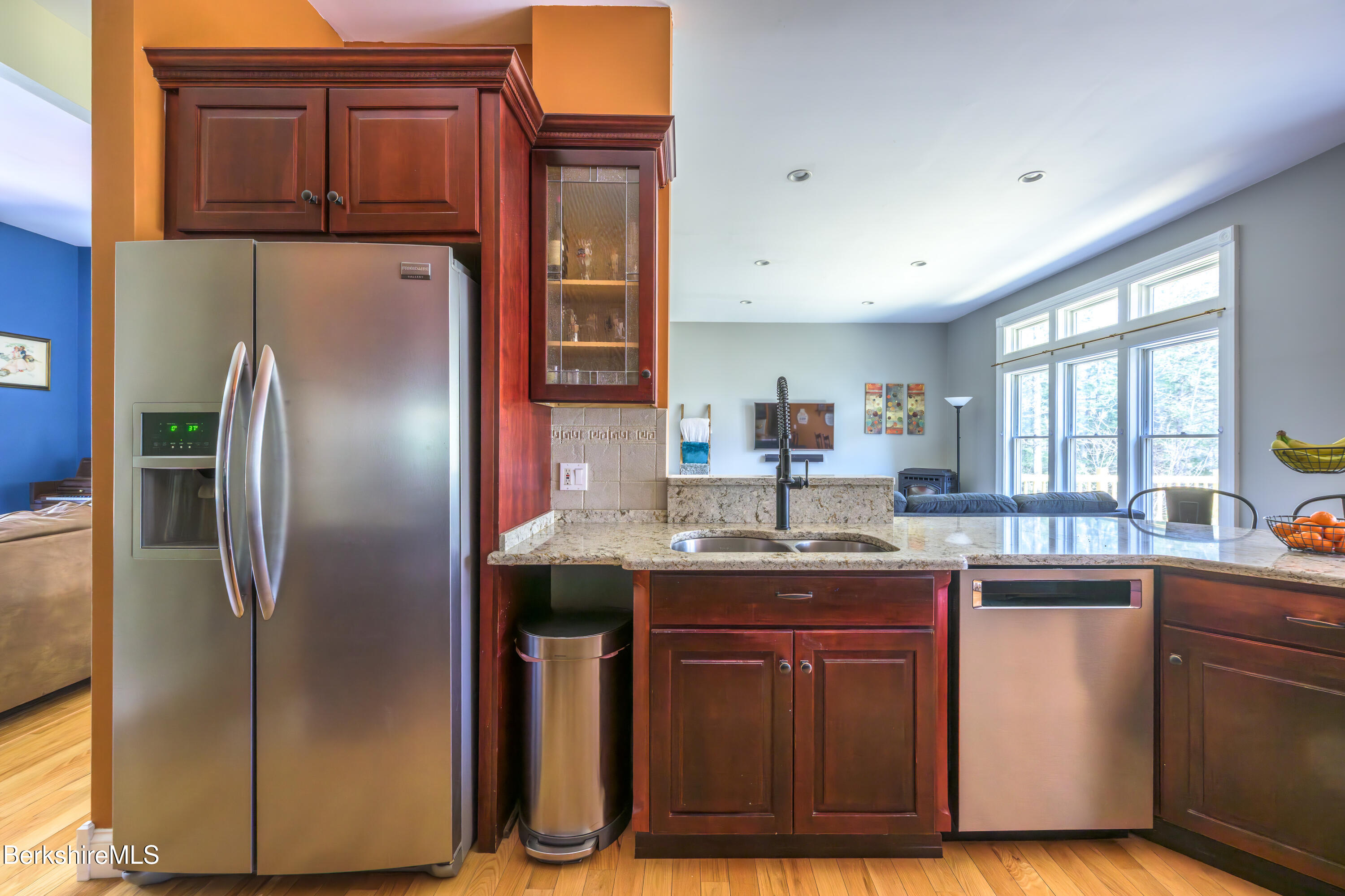 106 Stoney Brook Rd