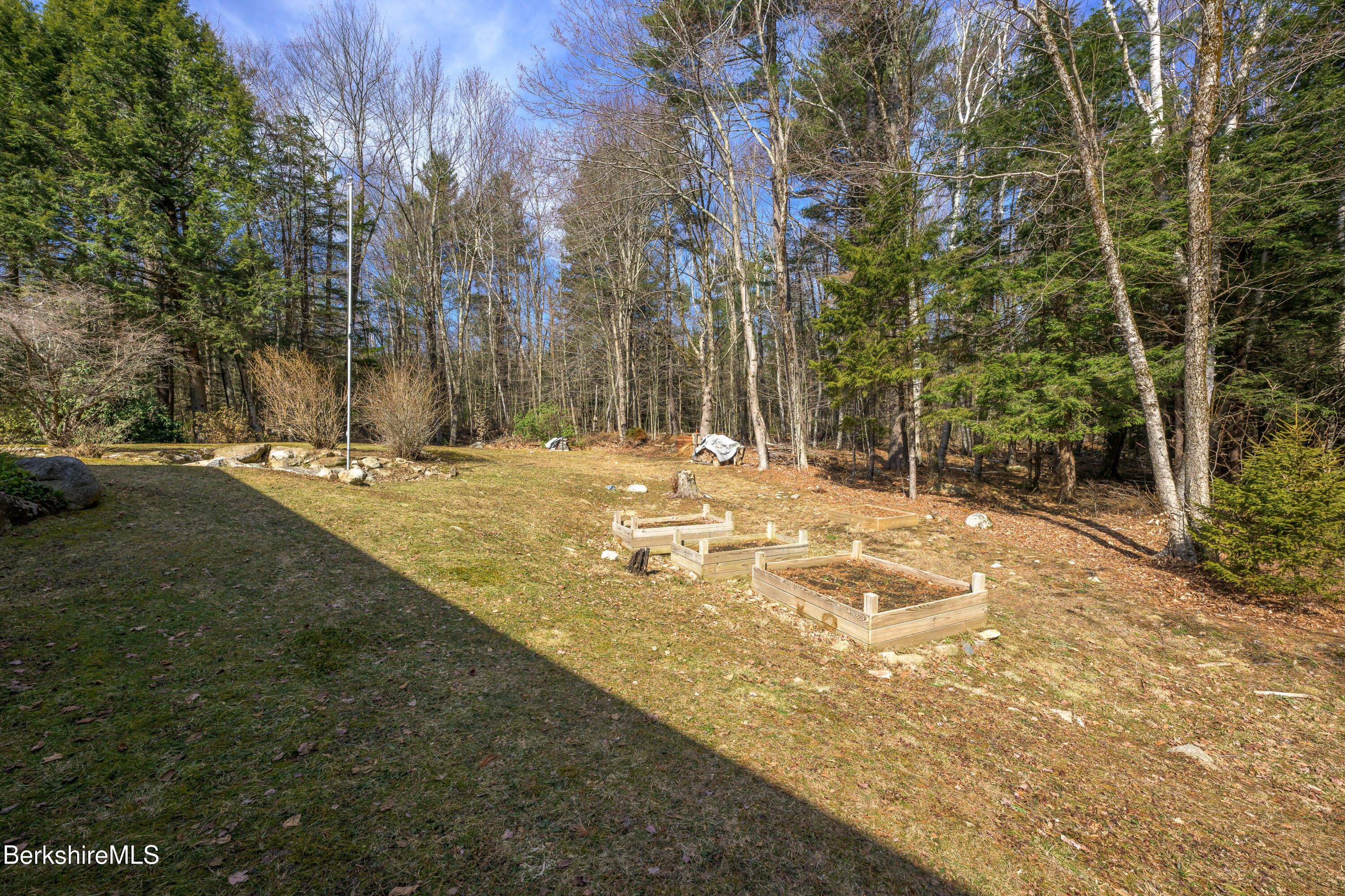 106 Stoney Brook Rd
