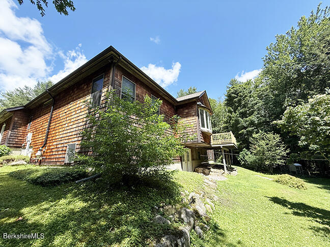 106 Stoney Brook Rd